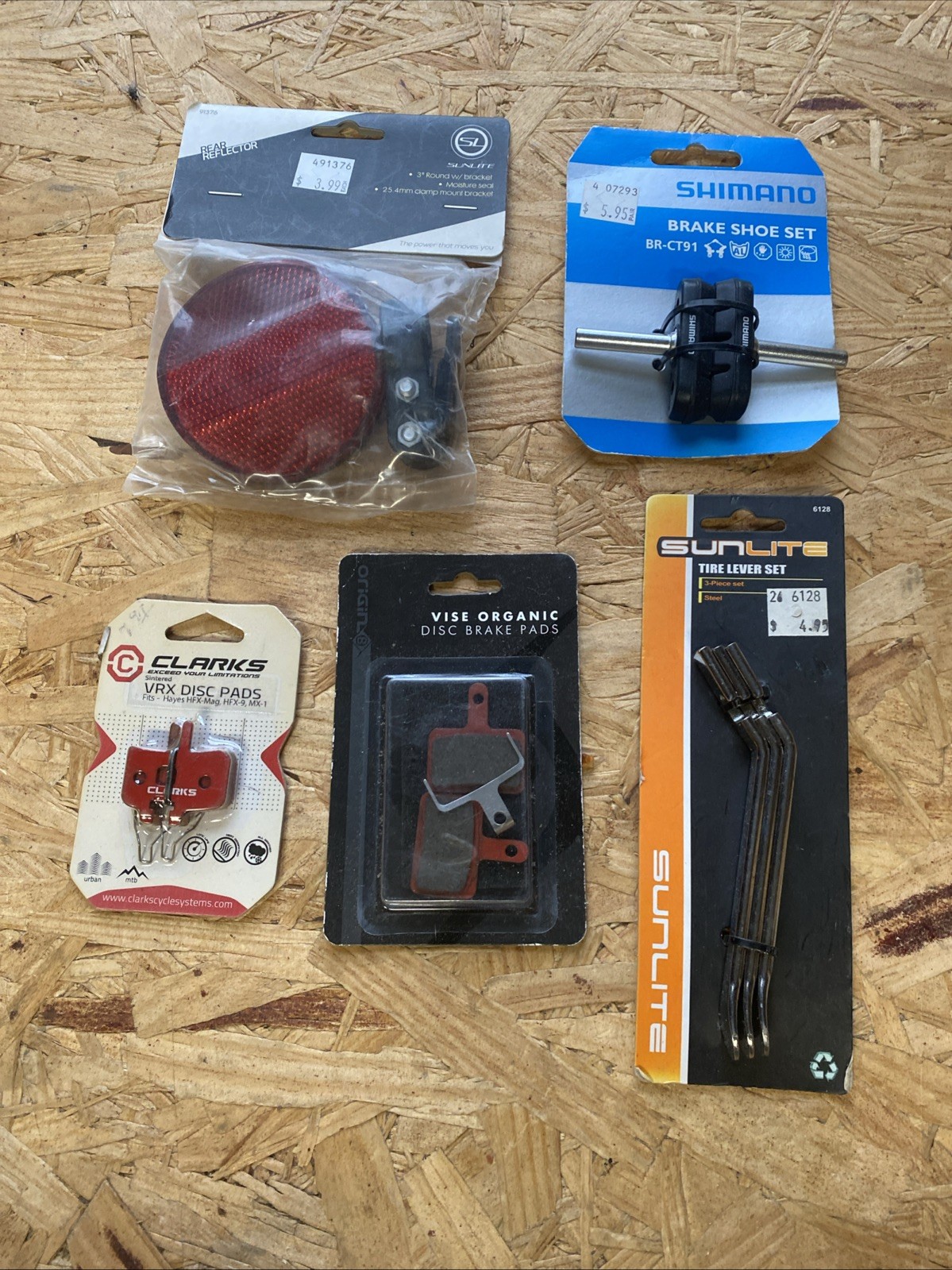 Misc New In Pkg Bicycle Parts Disc Brake Pads, Brake Shoe Set, Reflector, Lever