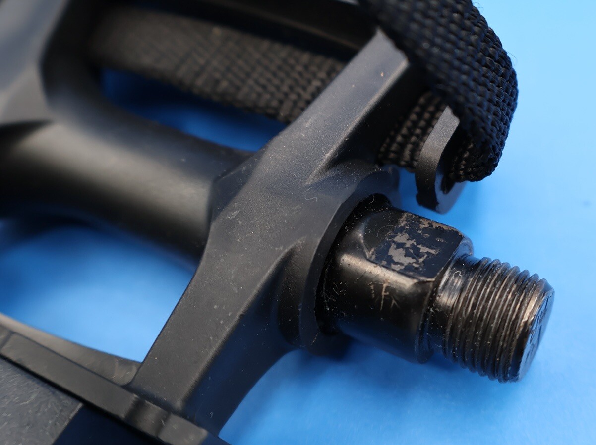 Plastic/Composite bike pedals with clips NW-T10 M