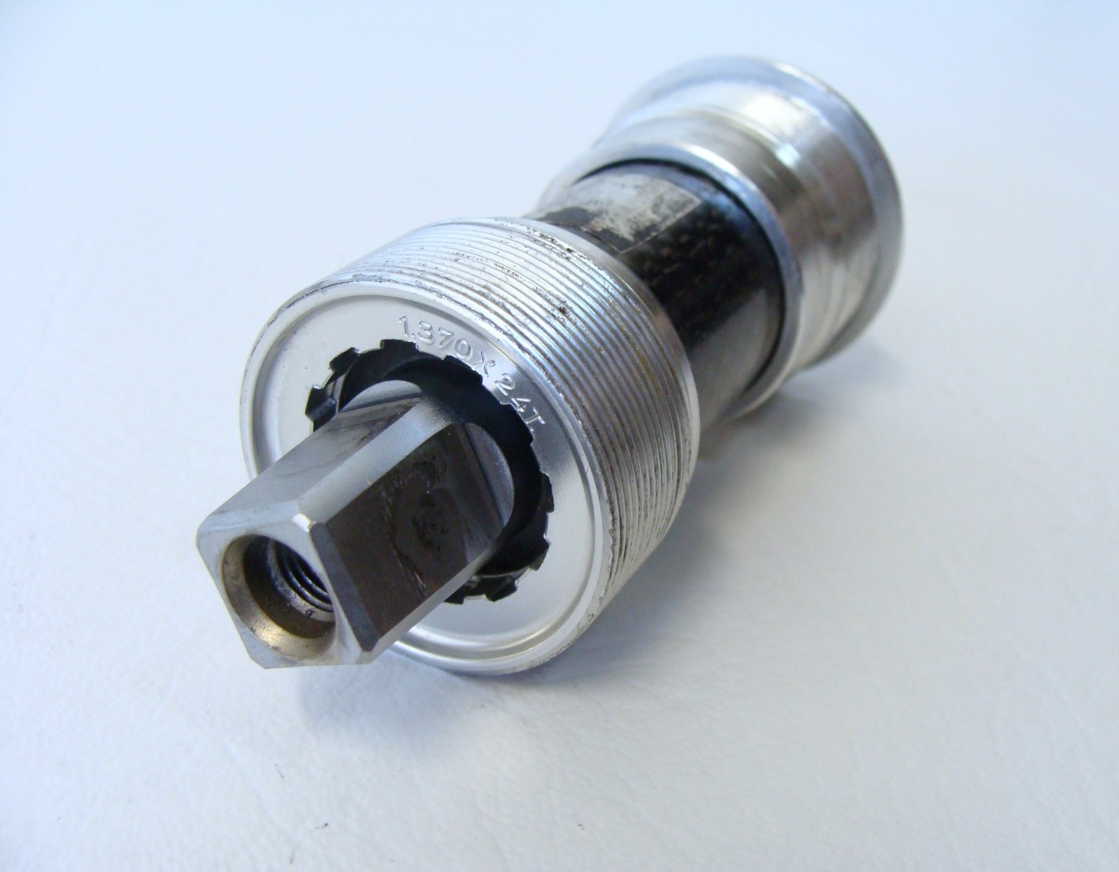 ~ Nice Campagnolo Record Carbon Square Taper Bottom Bracket English 102mm ~
