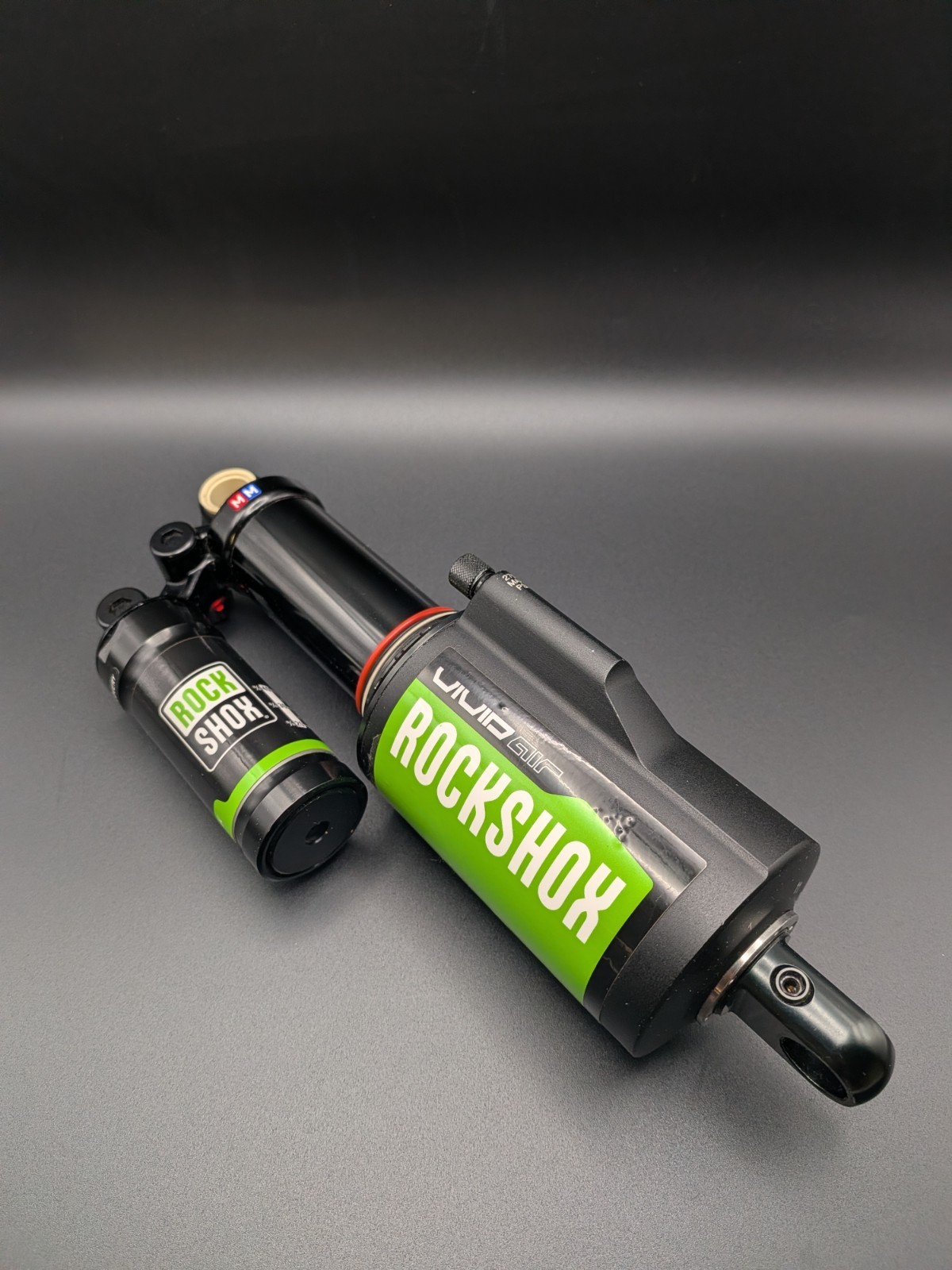 RockShox Vivid Air R2C Rear Shock – 216x63mm (M/M Tune) – Tested!