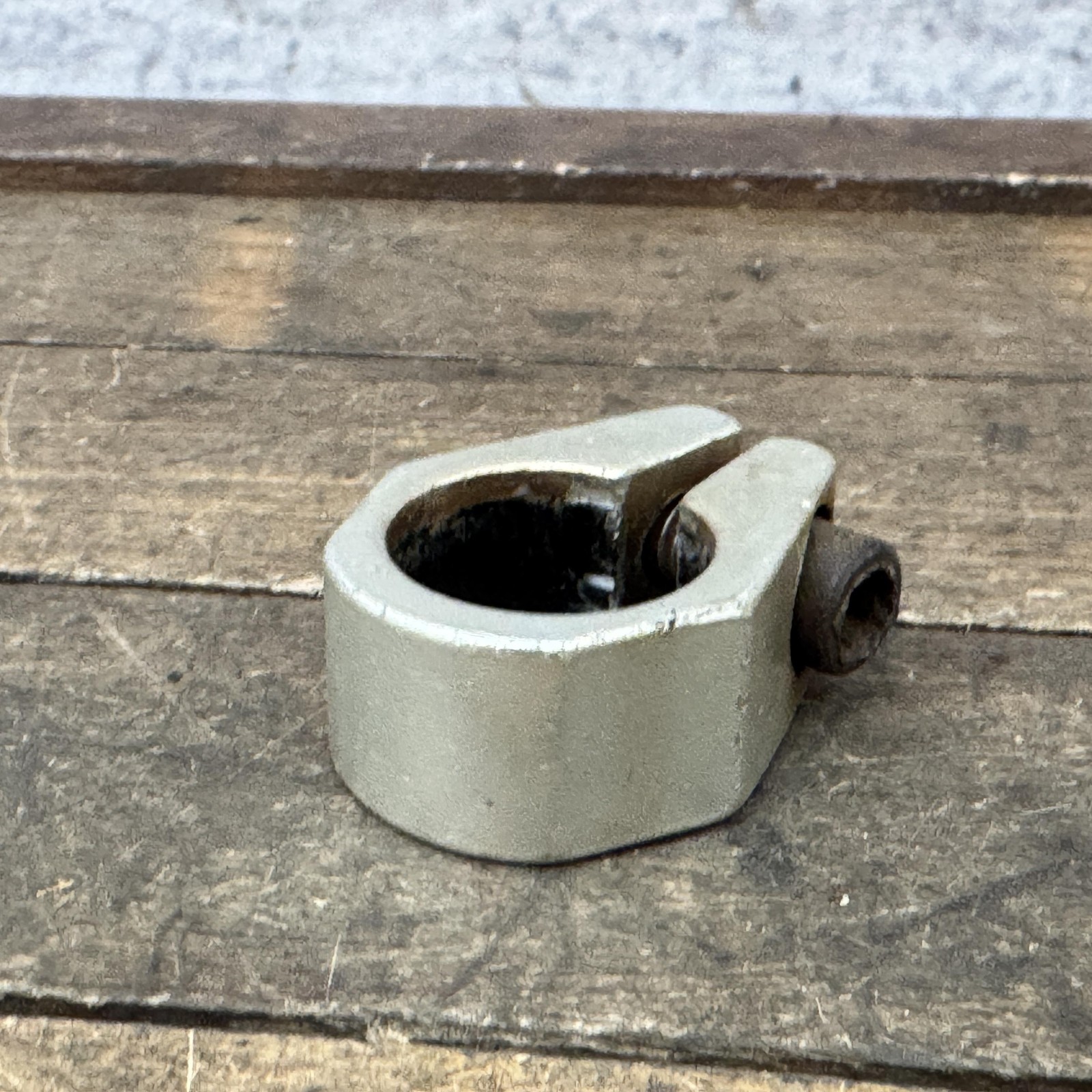 Vintage BMX Bike Seatpost Clamp Collar 25.4mm Black Faded Gold Alloy 45g