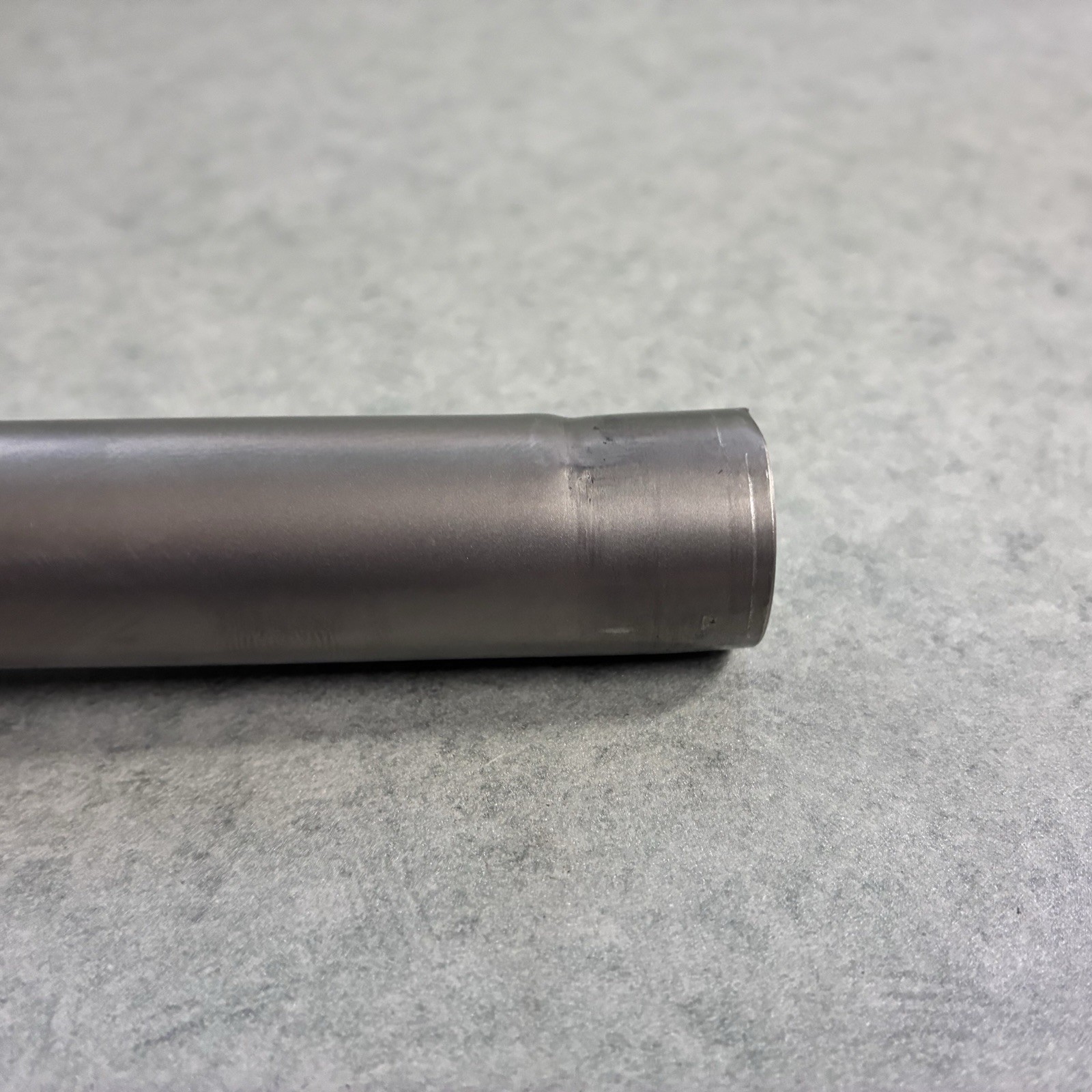 Vintage Bontrager Titec 560mm Titanium Flat Handlebar 22.2mm X 25.4 Shim
