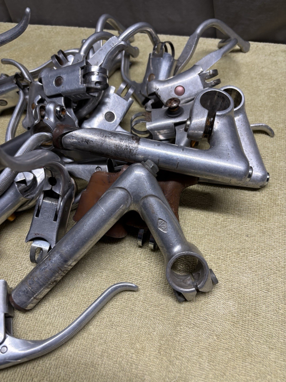 MISC BRAKE LEVERS BARS PARTS LOT SCHWINN AND OTHERS