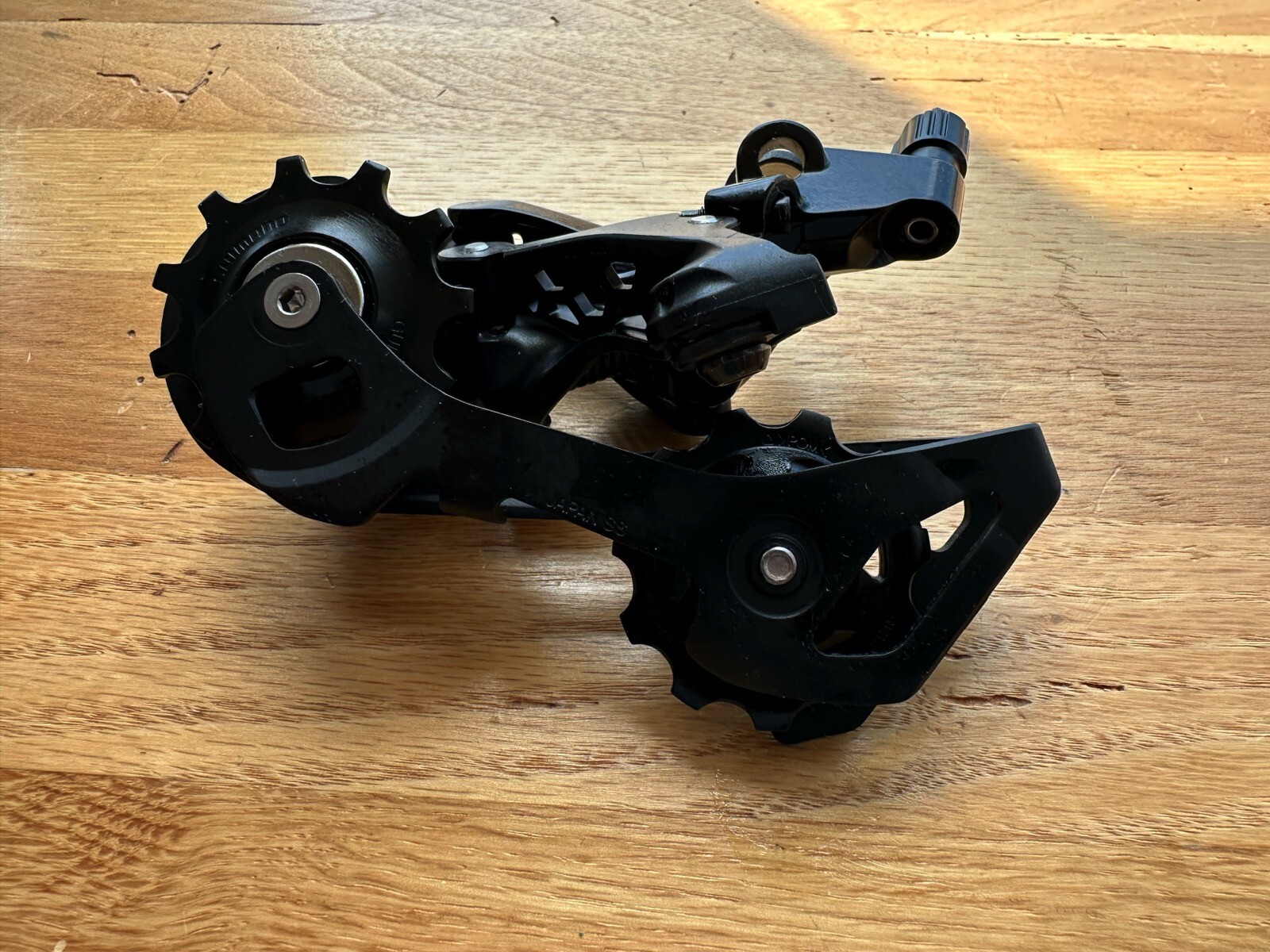 Shimano 105 RD-R7000 DIRECT MOUNT 11-Speed Rear Derailleur, Short SS Cage, Black