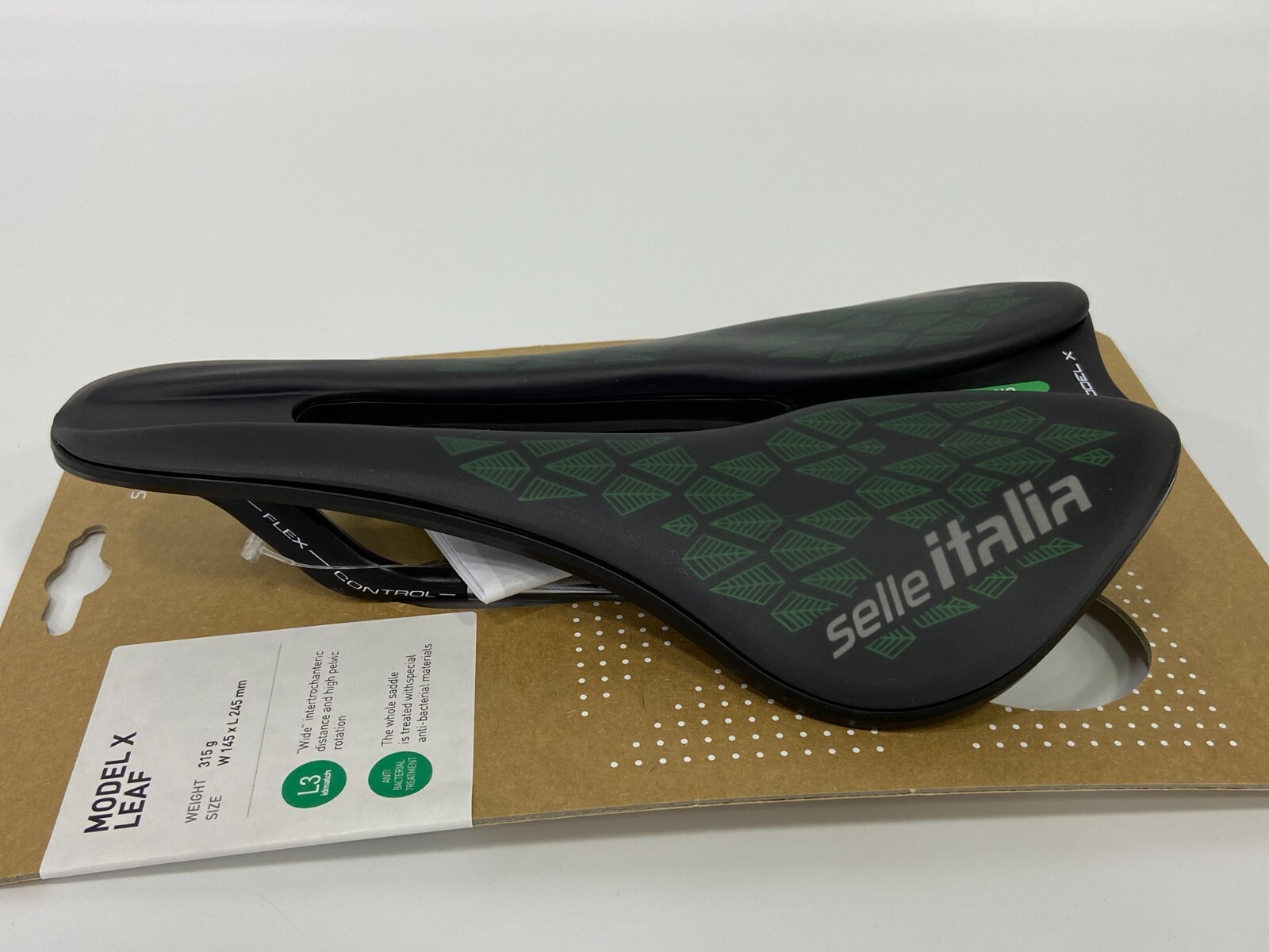 Selle Italia Model X Leaf Superflow L3 145x245mm Fec Alloy Rail Saddle