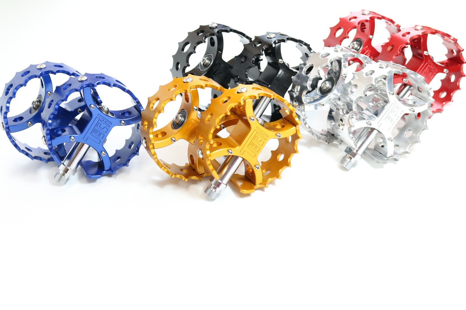 Tech Pro Round BMX Pedals 9/16 BMX 6061 billet aluminum body stainless hardware