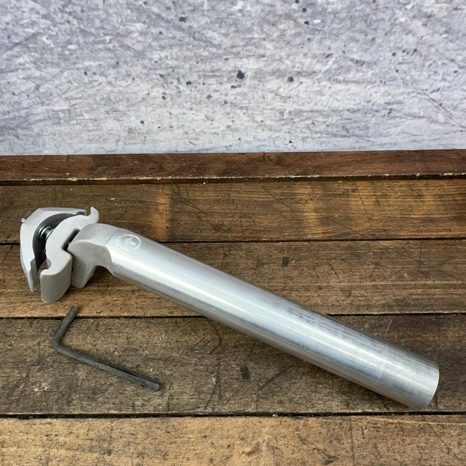 Vintage Avocet Seatpost 26.8mm Silver Alloy Road MTB Bike 80s 90s Box 355g
