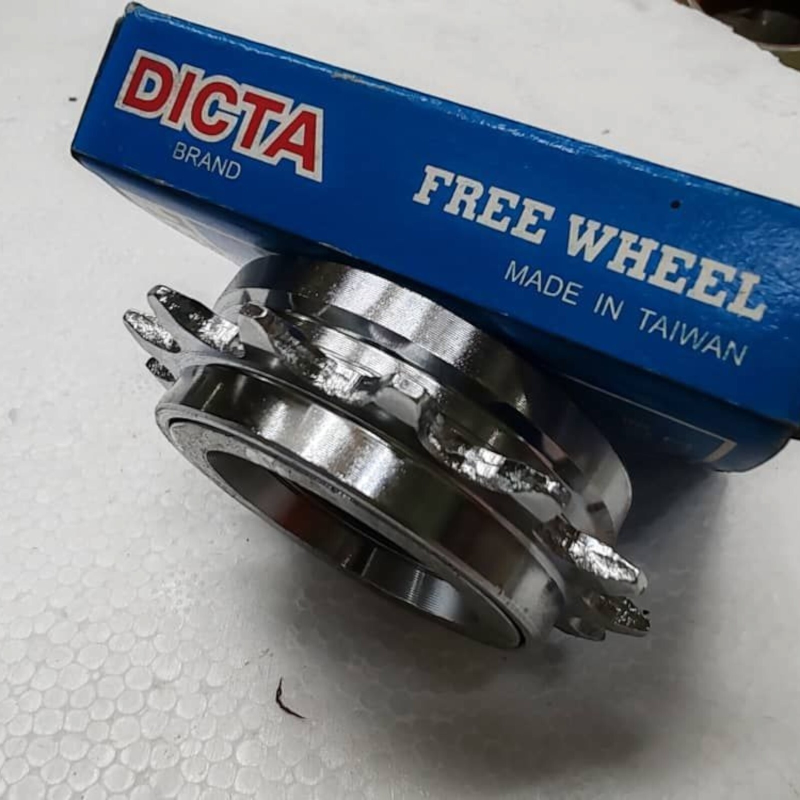 BMX NOS FREEWHEEL 14 TOOTH CHROME OLD SCHOOL BMX