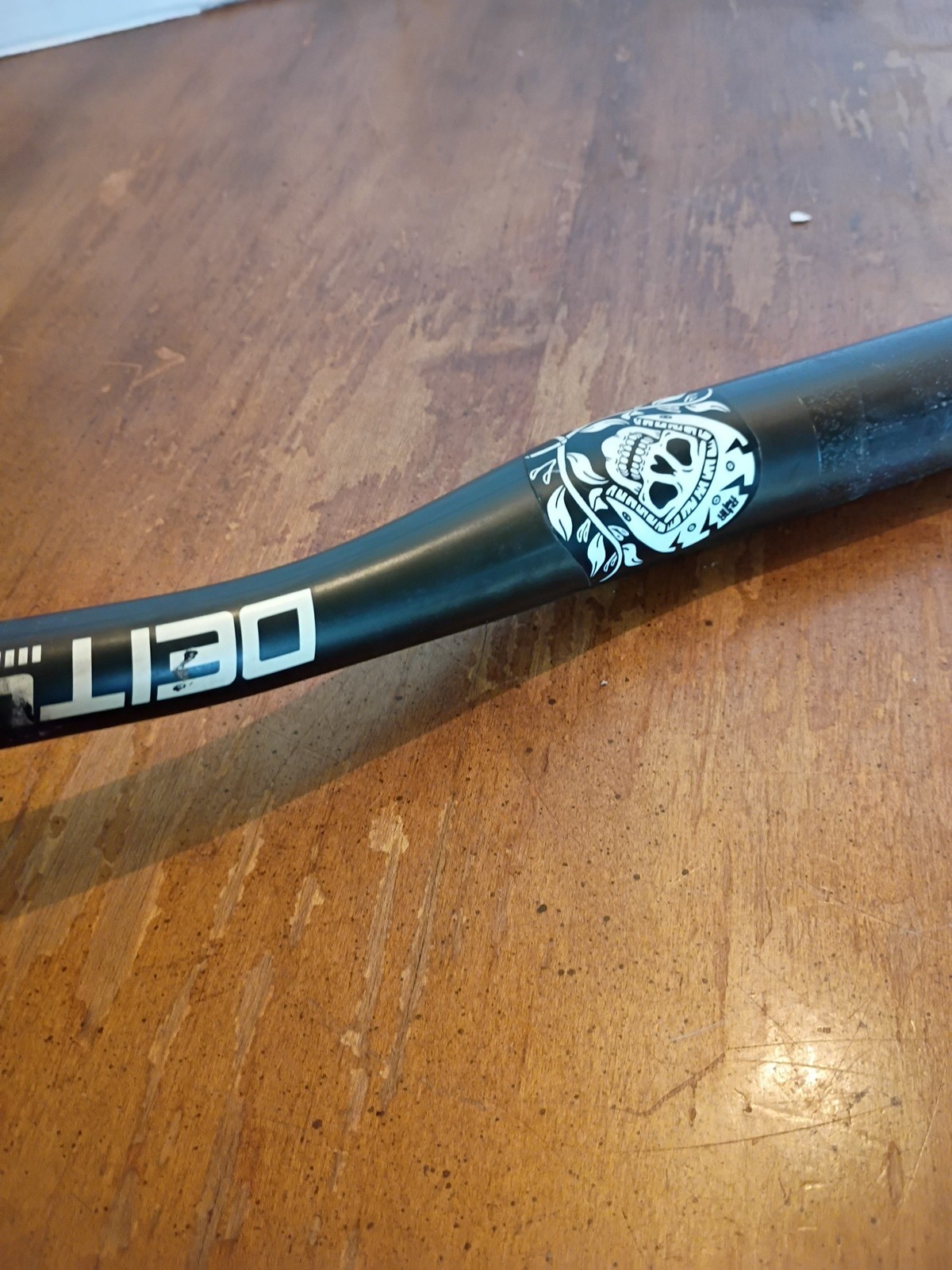 Deity Speedway Carbon MTB Bike Handlebar 760 x 35mm Clamp 25mm Rise – Silver