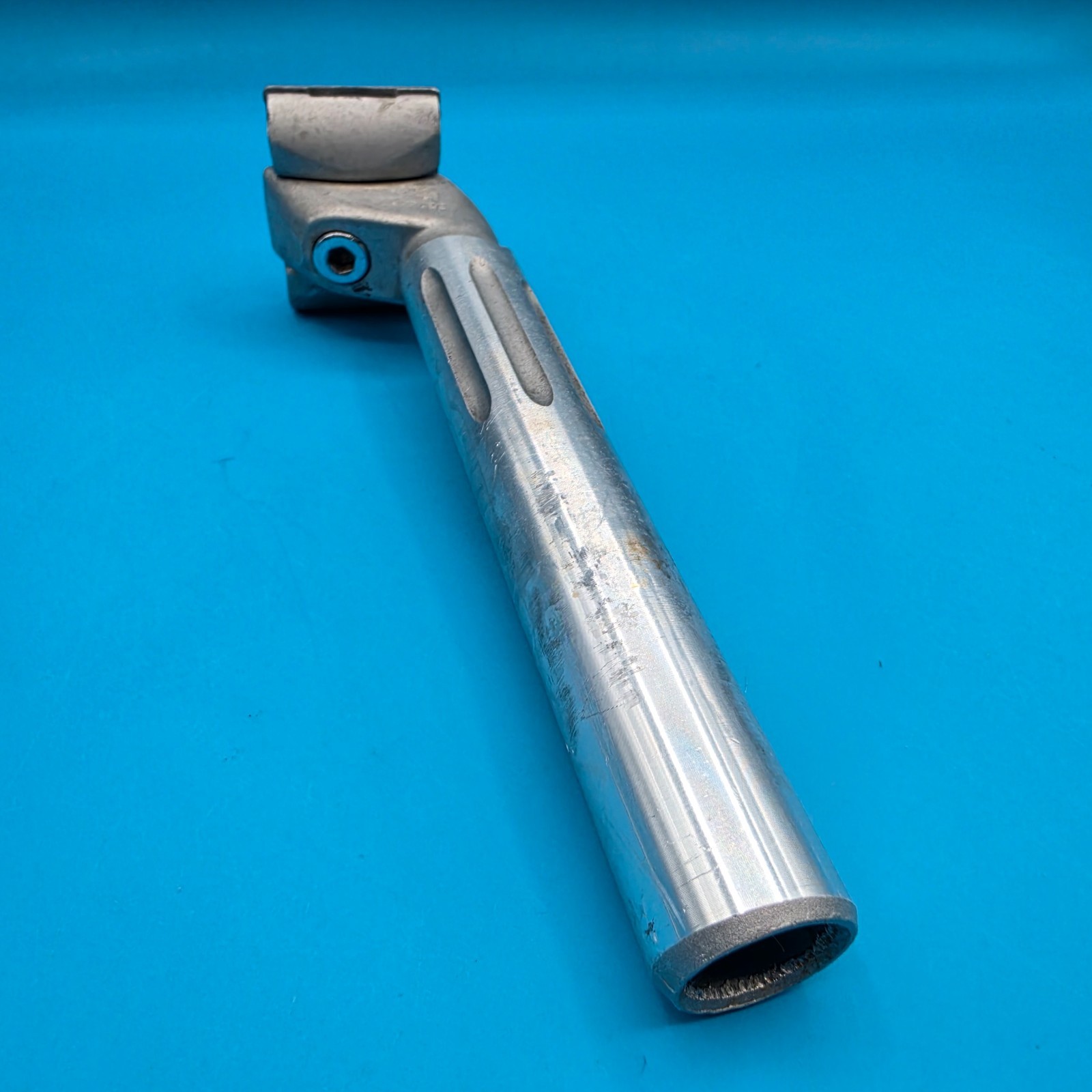 Vintage 1984 SR Laprade Fluted Seatpost 27.2mm Diameter 200mm Length g13