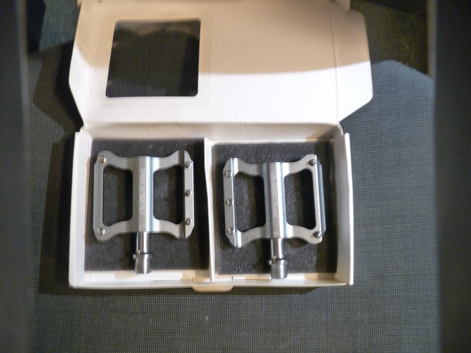 Bicycle Pedals – Aluminum – silver – Promend # PD-R41 (read)