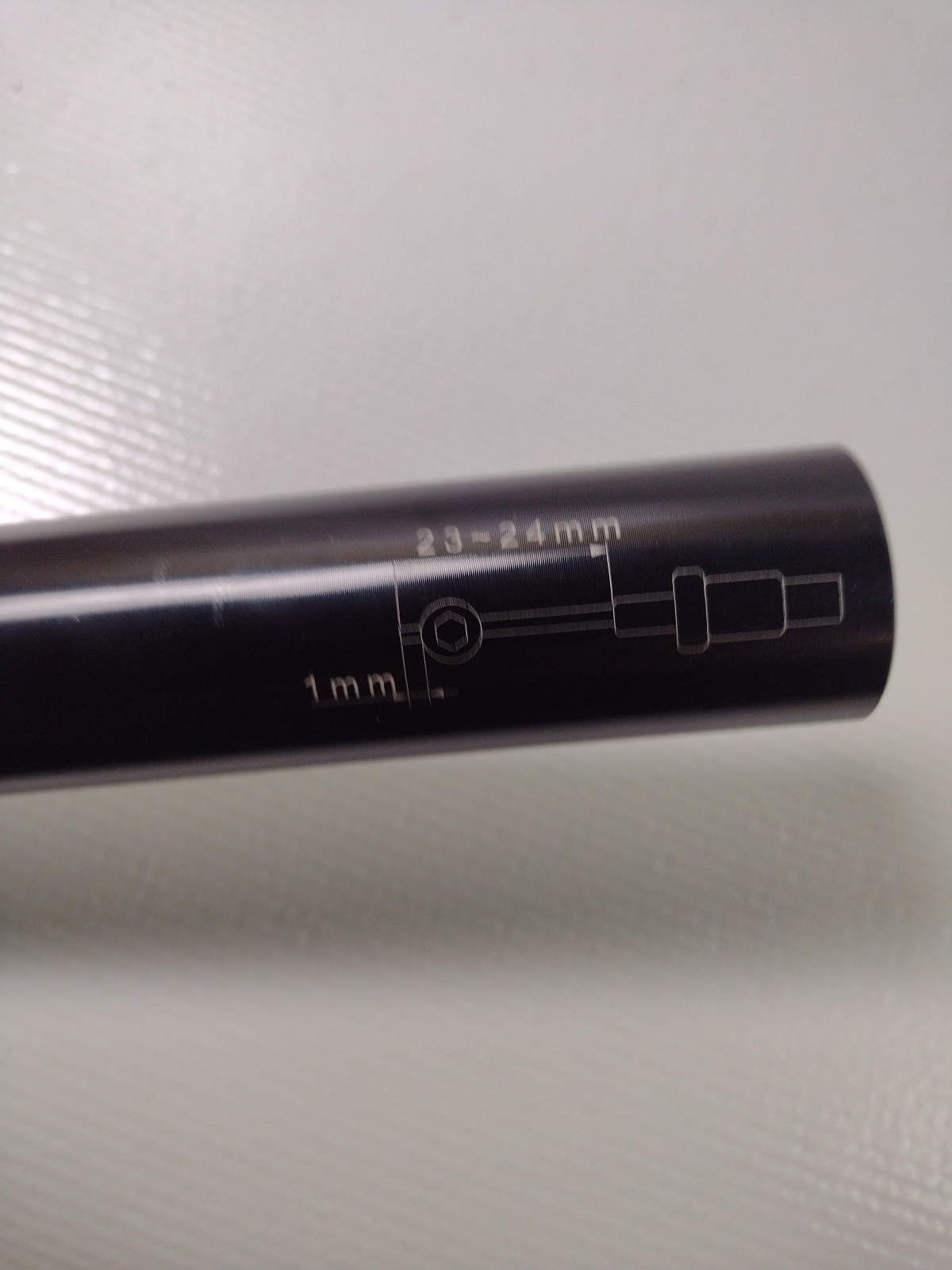 Dropper Seat Post (Specialized)? 23-24mm Incomplete For Parts Very Clean