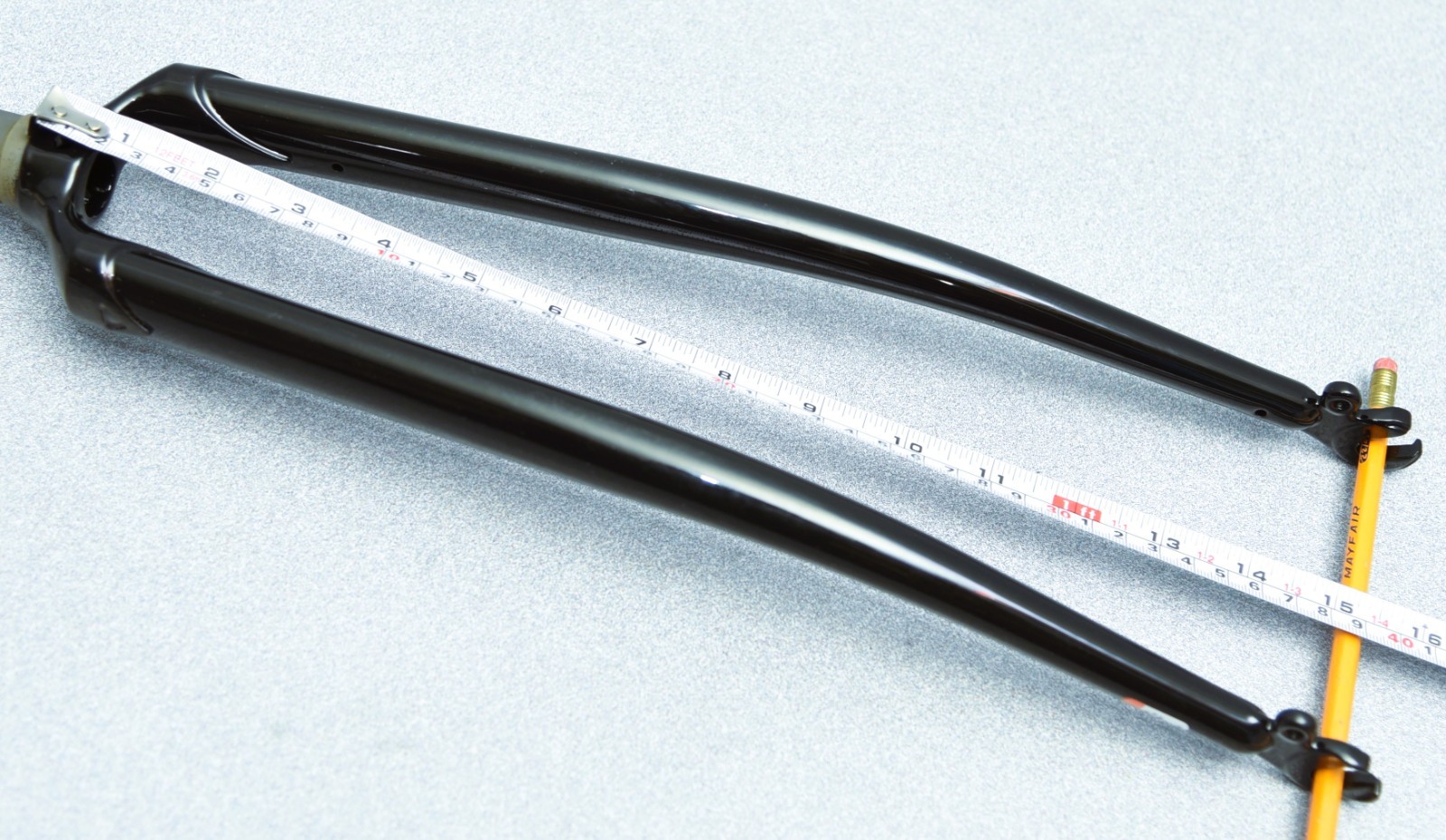 Dimension 27″ Fork, 1″ Threaded Steerer, 200mm long, 85mm of threading steel