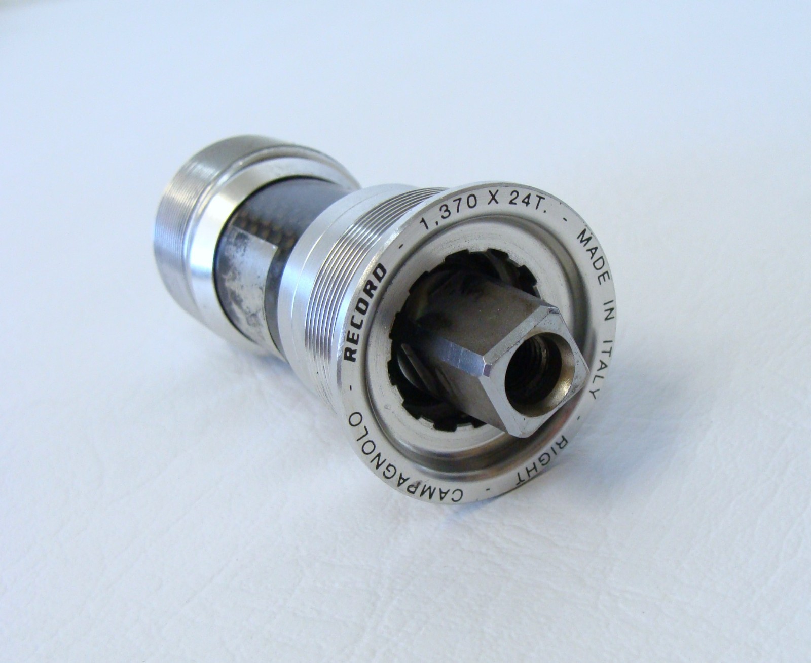 ~ Nice Campagnolo Record Carbon Square Taper Bottom Bracket English 102mm ~