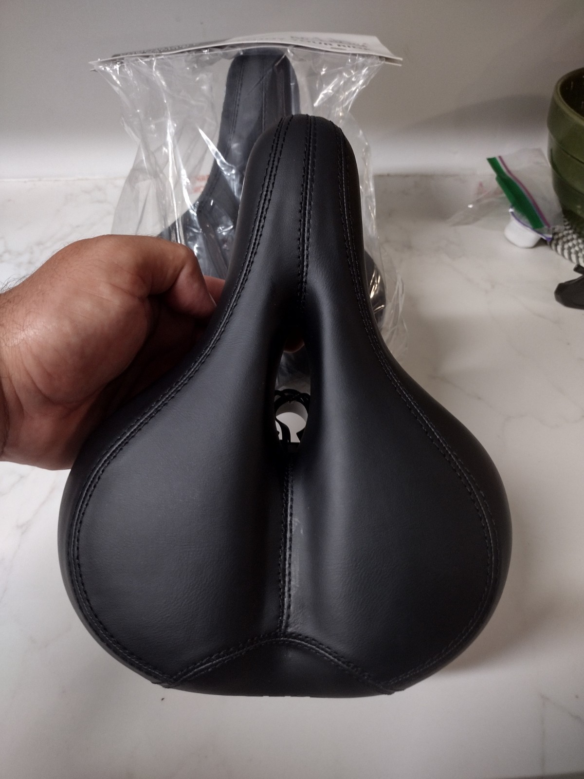 NEW BIKEROO Comfortable Bike Bicycle Saddle For Women 10 count