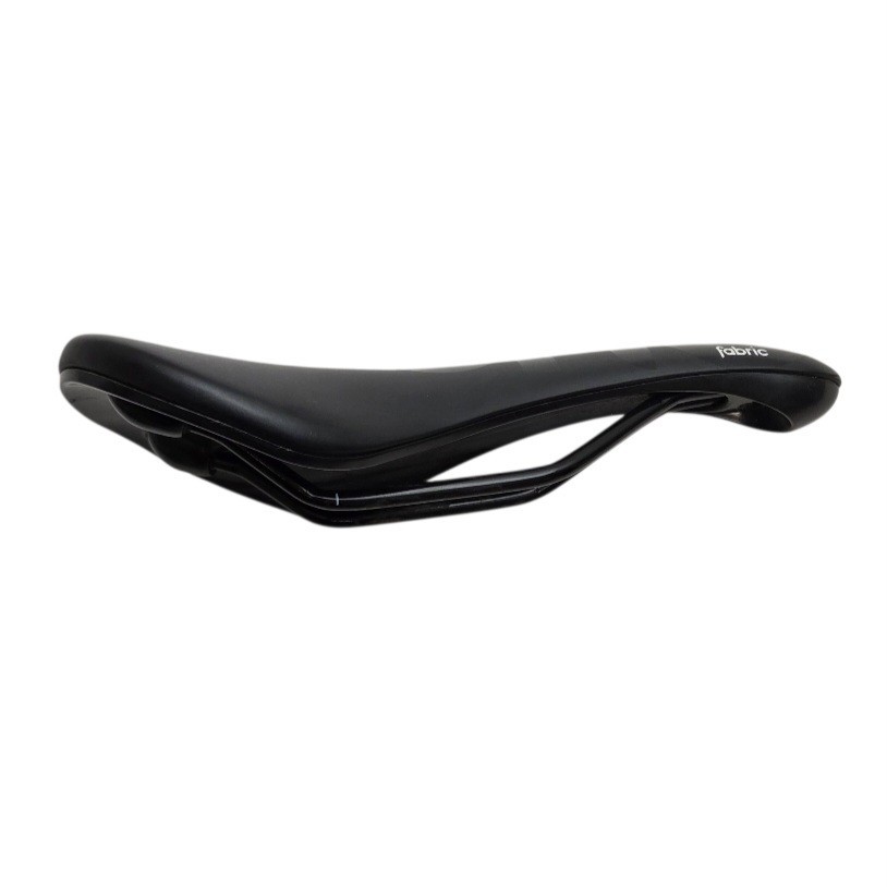 Fabric Scoop Radius Saddle 142 x 282mm Cr-Mo Rails Black 272g