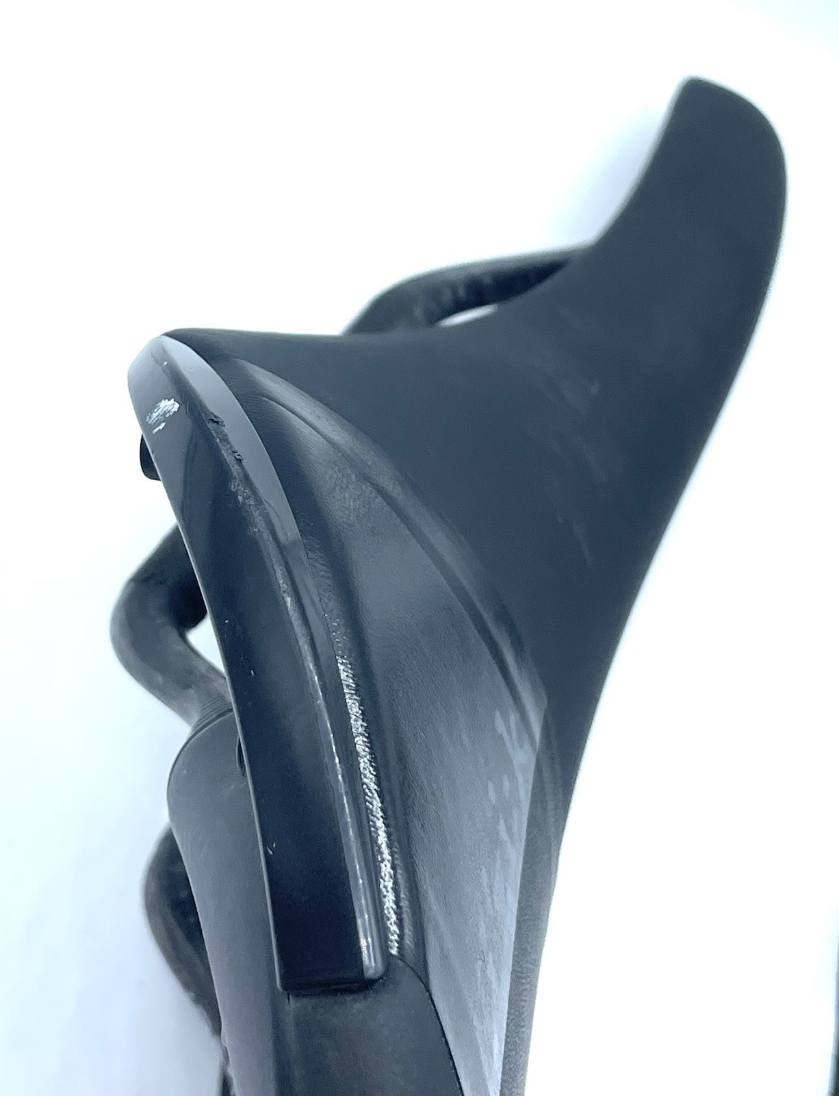 Fizik Aliante R1 Carbon Fiber Road Bike / MTB Saddle