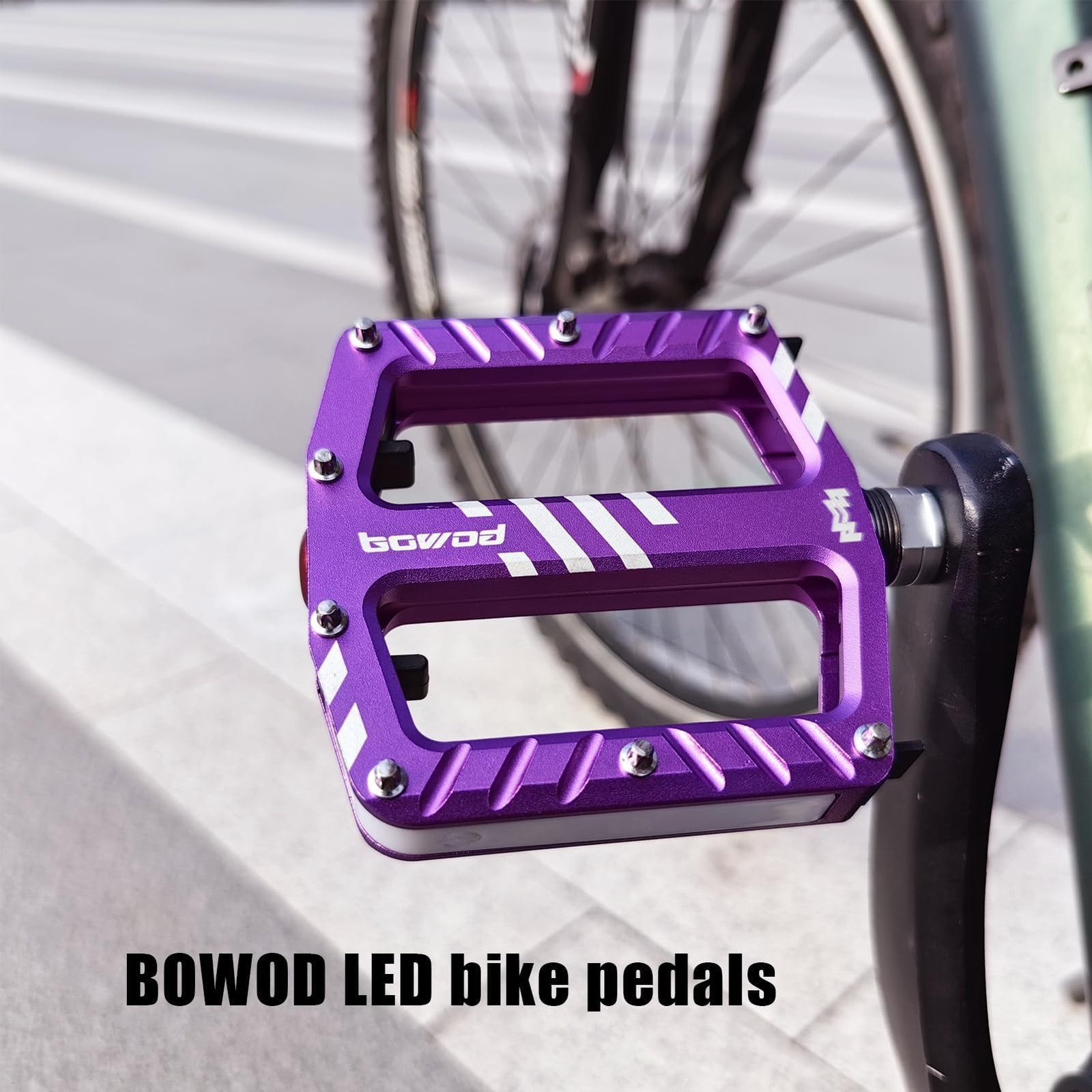 Bike Pedals in 5 Modes Lights, USB Rechargeable, Waterproof, CNC Aluminium Re…
