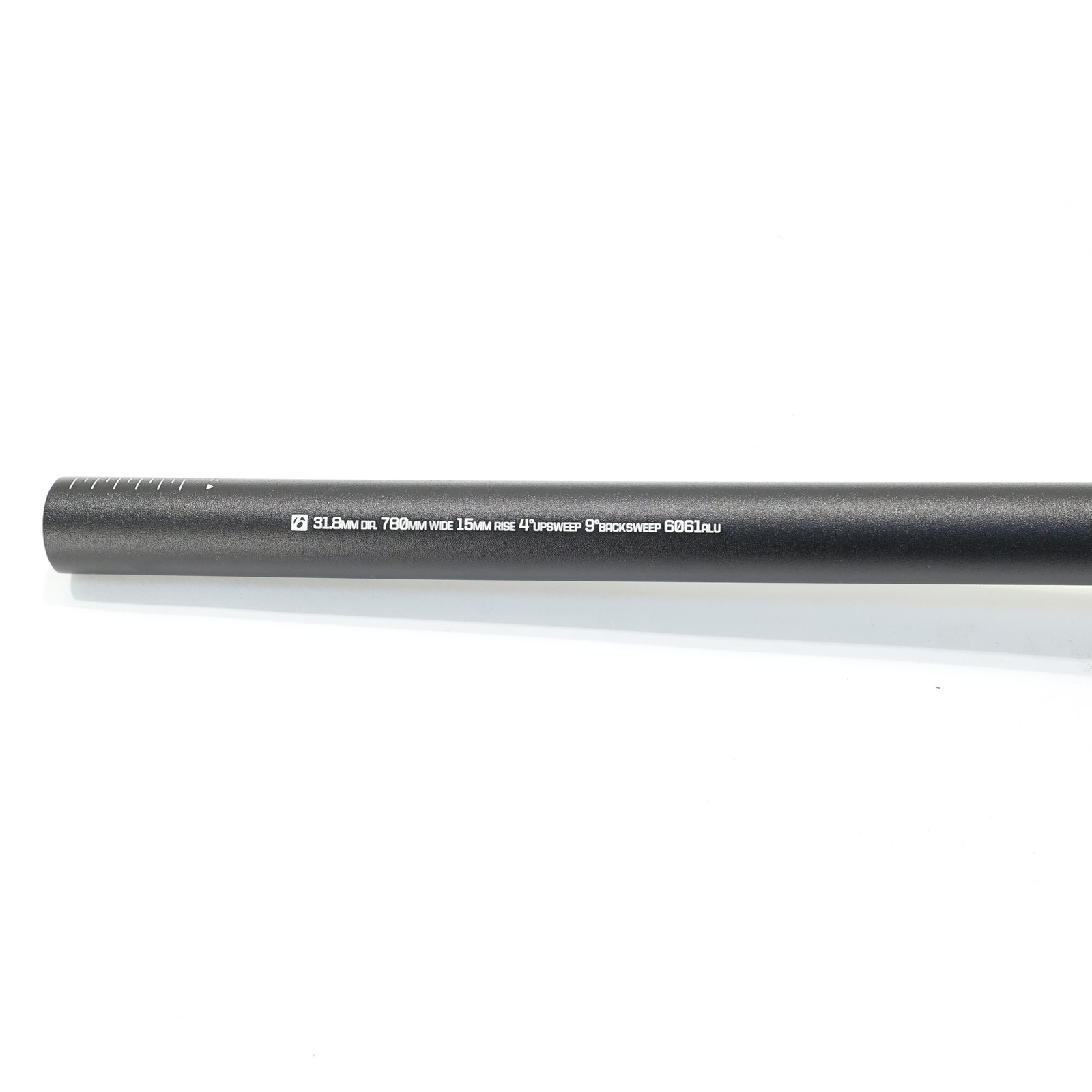 Bontrager Comp Lowriser Handlebar, 780mm, 31.8mm Clamp, 15mm Rise, Black