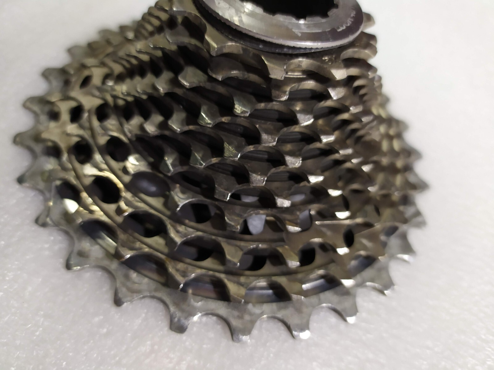 Shimano 105 CS-5700 10 speed cassette 11-25