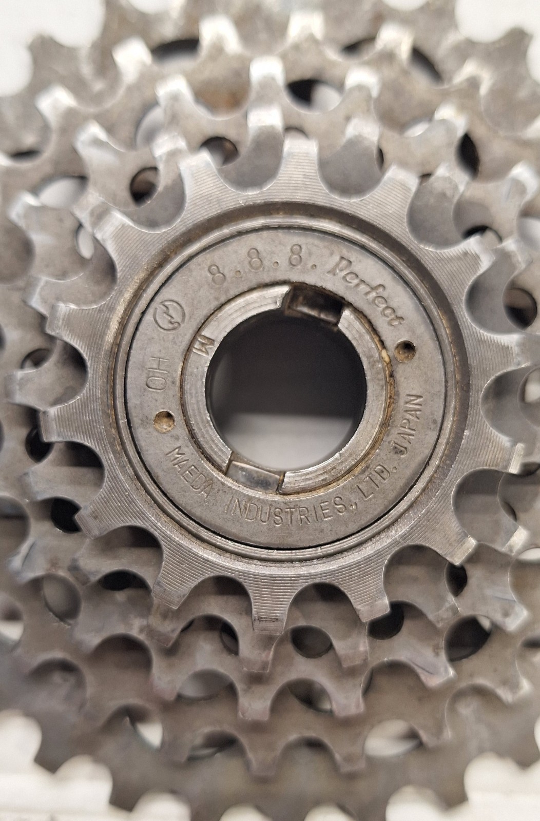 Vintage SunTour Perfect 5-Speed Freewheel METRIC 34×1.00 French Thread 32t 32-14