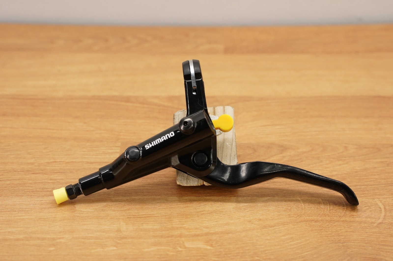 Shimano BL-RS600 Hydraulic Brakes – Flat Mount – NEW OEM
