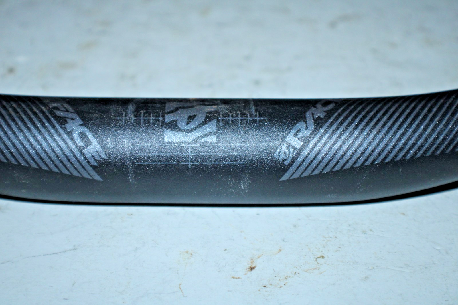Raceface Aeffect R 20mm Riser Bar MTB Handlebar 35/22.2mm 78cm 8° Back 5° Up :)