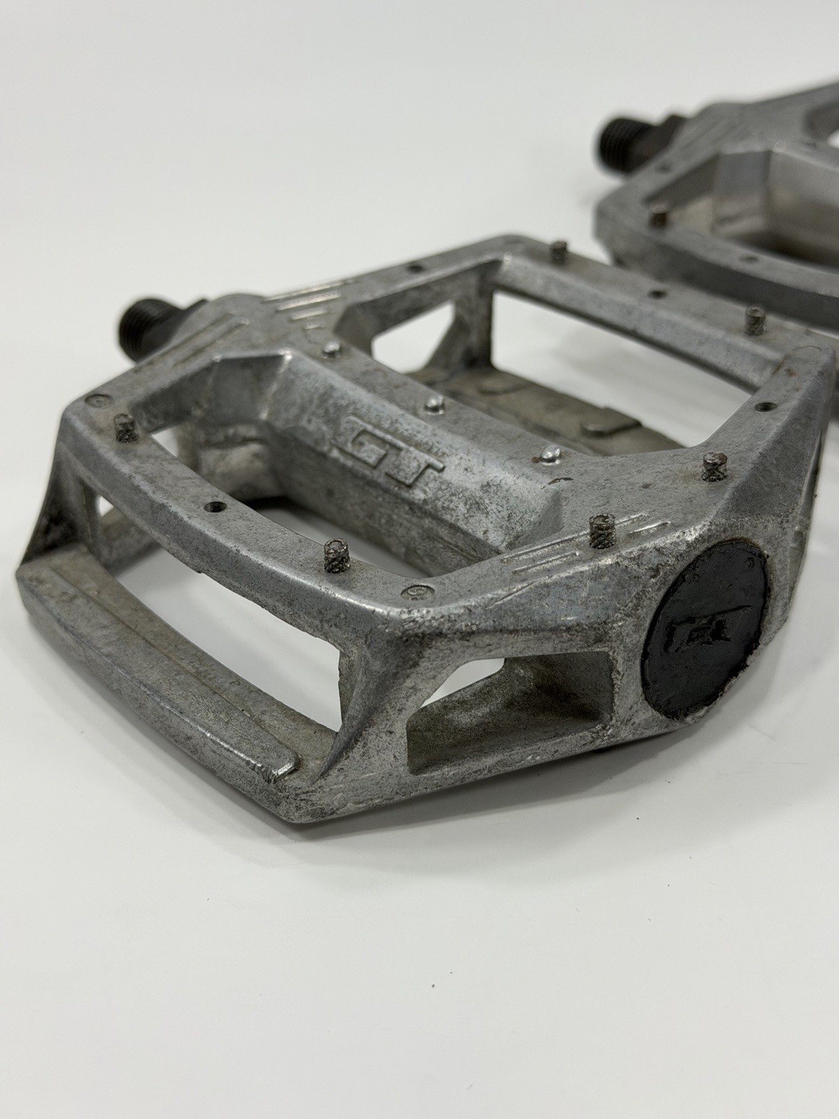 GT Platform Pedals 1/2 in Silver OPC Pair Old School BMX Freestyle Gen 1 Pins OG