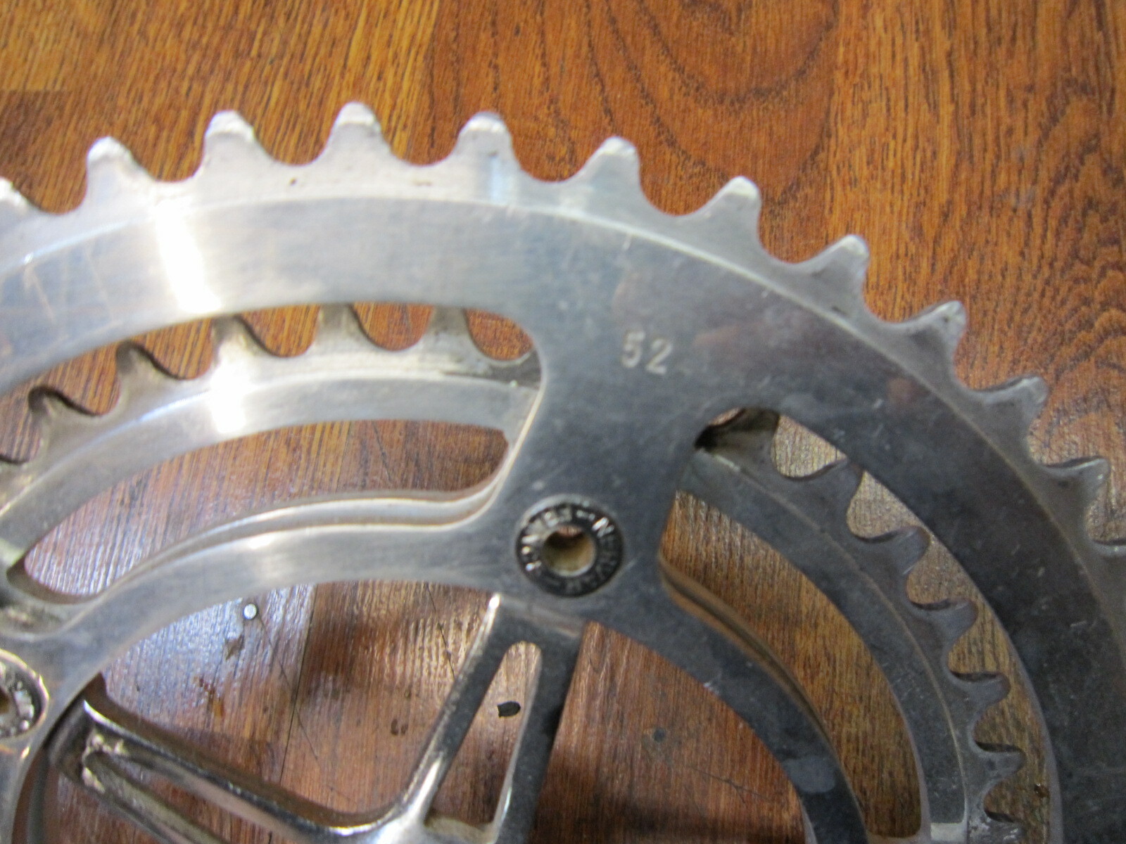 VINTAGE NERVAR SPORT 170L 52/42T SQUARE TAPER CRANK SET