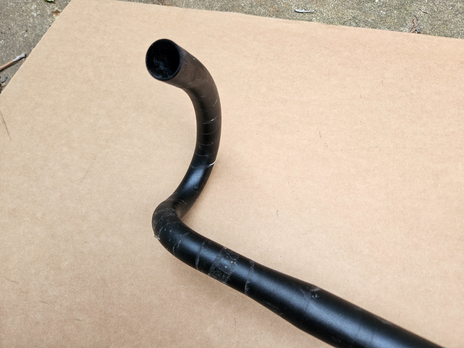 Fuji Aluminum Alloy Road Bike Drop Bars 40cm Wide x 31.8mm Clamp Black