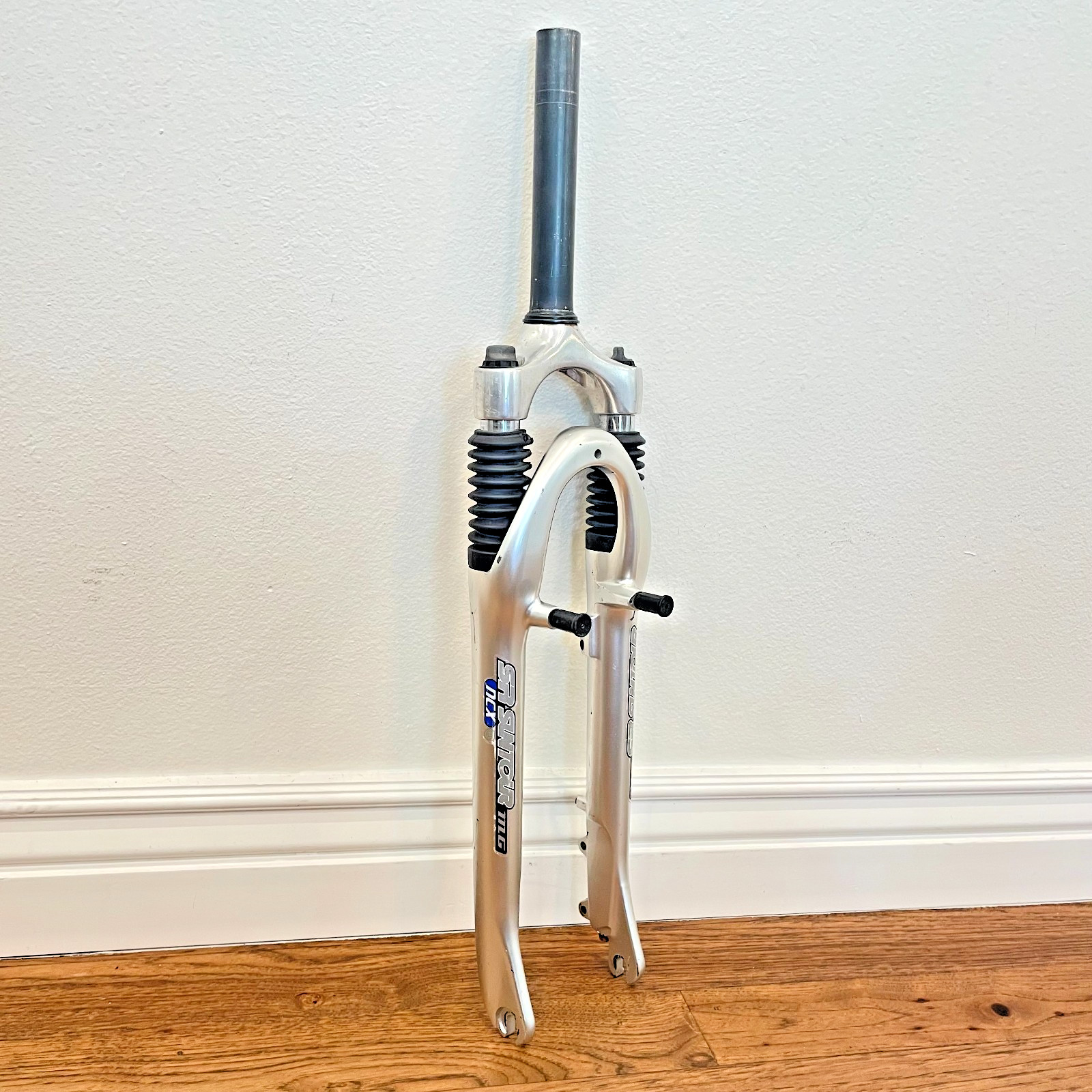 SR Suntour MG NCX D Suspension Fork Aluminum Alloy Silver