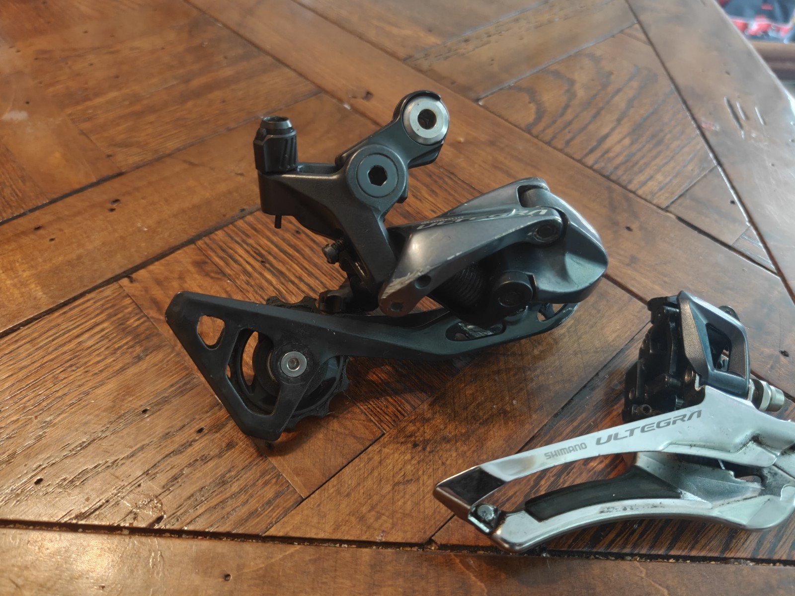 Shimano Ultegra R8000 11 Speed Mechanical Groupset w/Hydraulic Disc Brake System