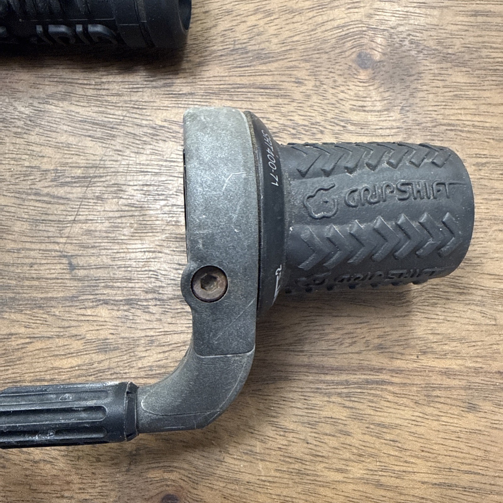 SRAM Grip Shift FSS400 Mountain Bike Shifter Pair Triple 3×7 Speed