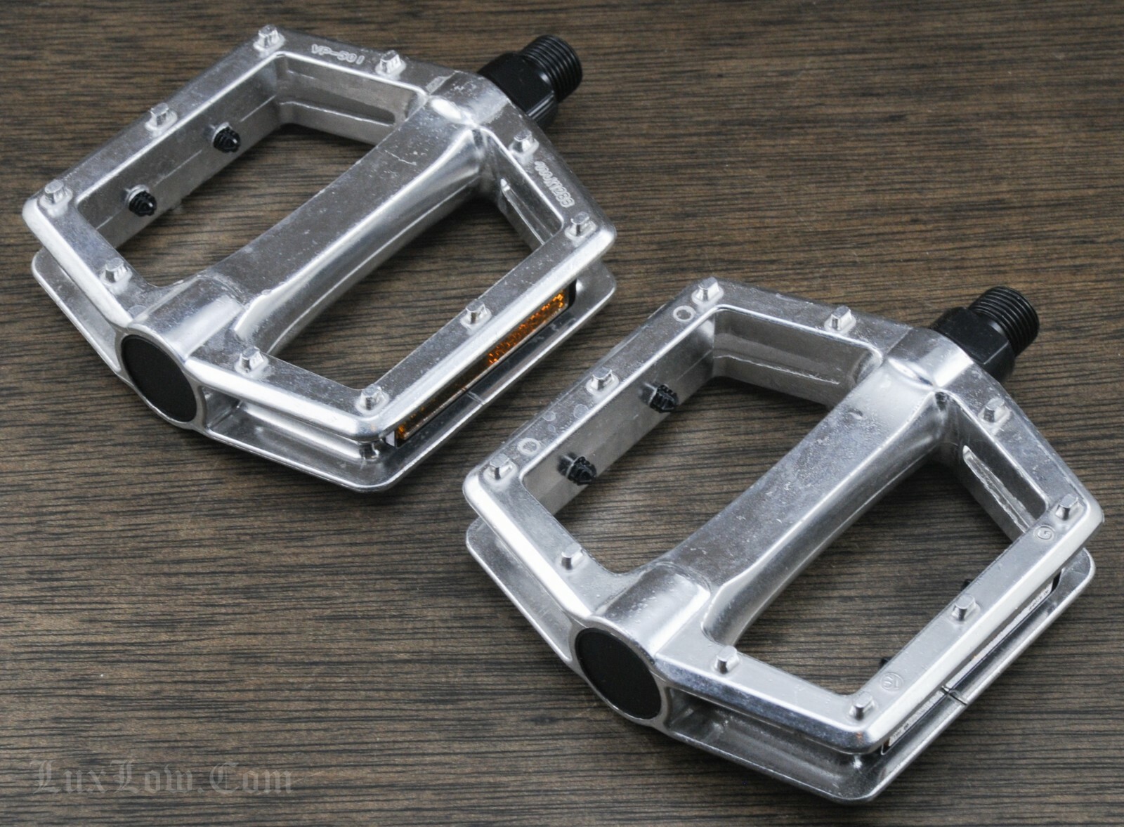 LowPro Platform Bike Pedals 9/16″ Fixed Gear Track BMX MTB Cruiser Fixie Bicycle