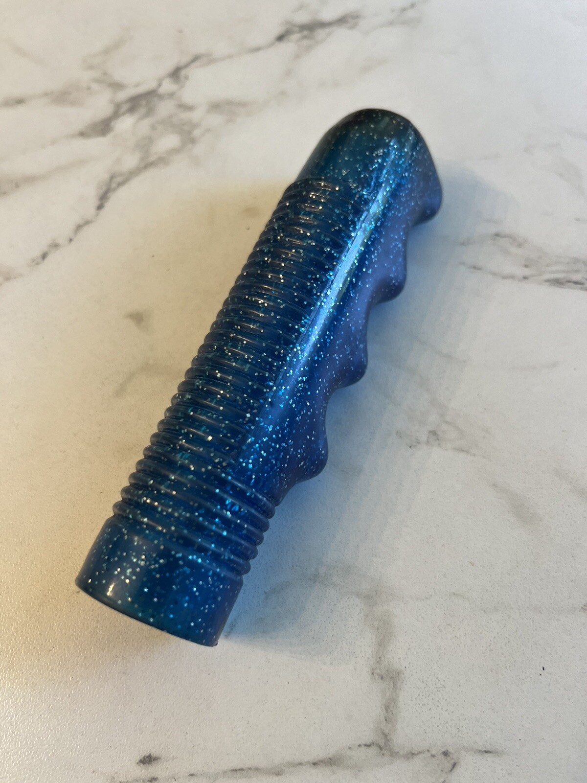 1-PAIR 1960s-70s VINTAGE BLUE METAL FLAKE STINGRAY BICYCLE HANDGRIPS SCHWIN STYL