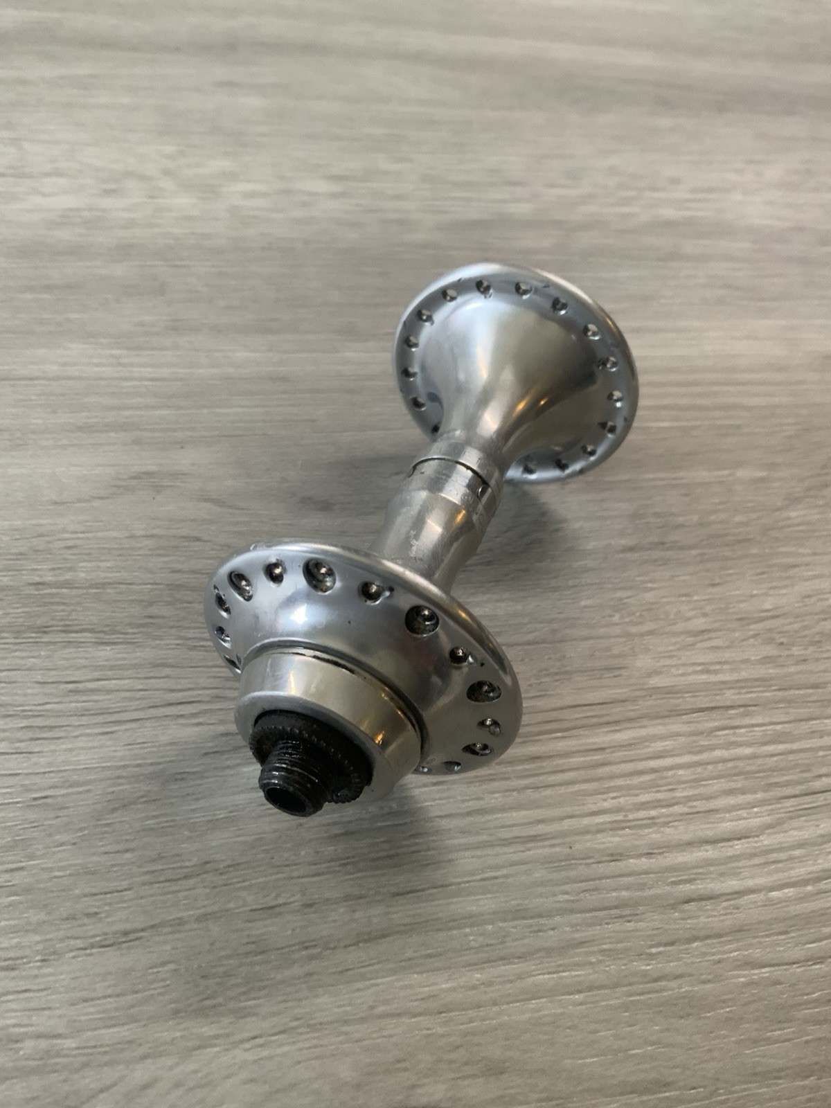CAMPAGNOLO jC-RECORD FRONT HUB 36 HOLE 100 MM SPACING
