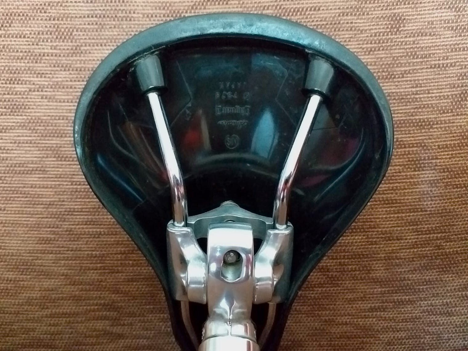 NOS NJS Ariake Jaguar II Track Saddle + SR Sakae Royal RY-P1 27.2 Seatpost