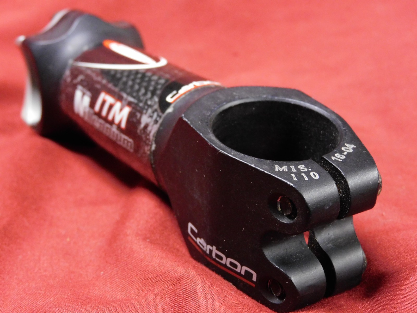 VGC 11 cm Threadless Black ITM Millenium Carbon Stem 1″ x 110 mm x 26.0 mm 151 g