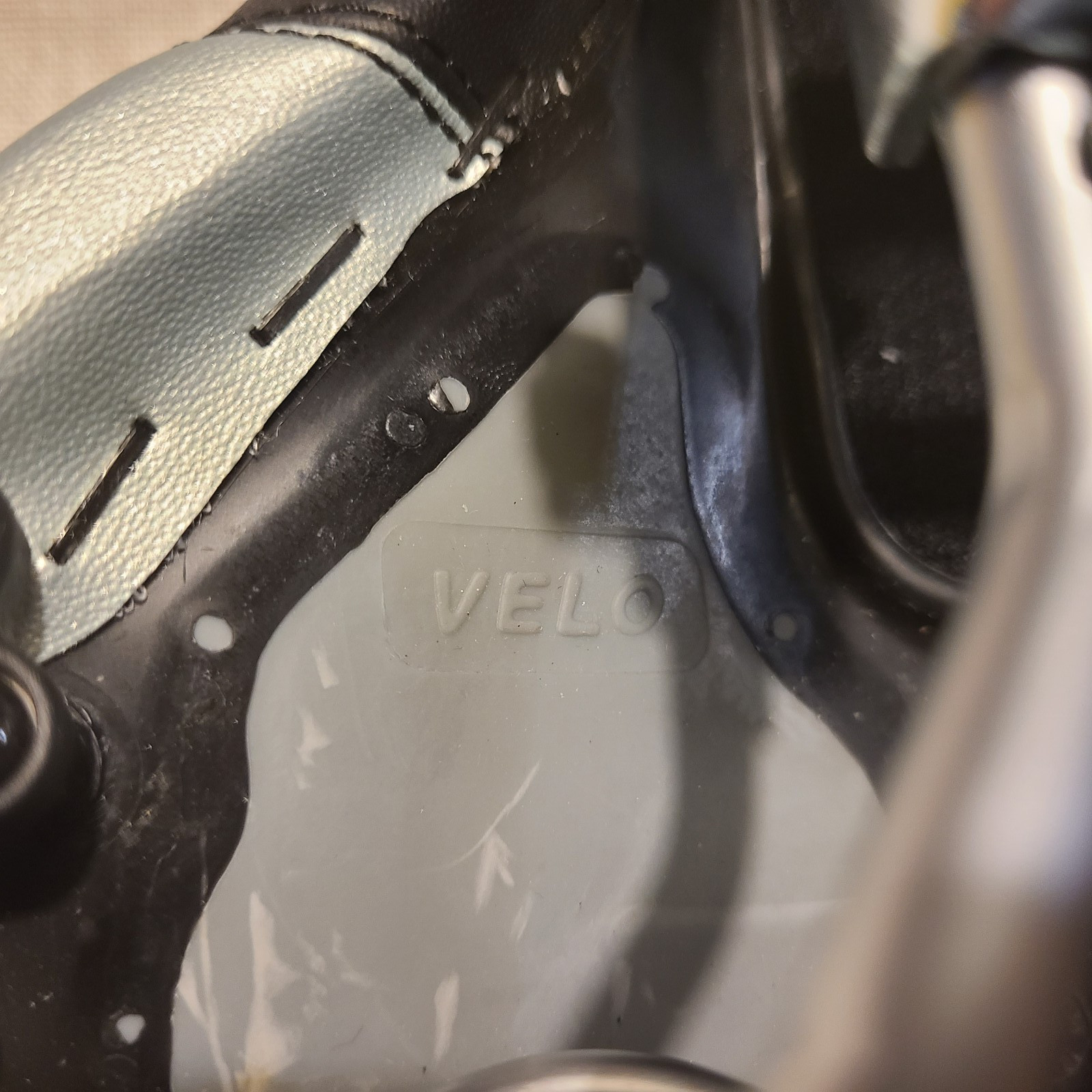Fuji Velo Comfort Cruiser Bike Saddle Wide Seat Chrome Coil Springs w/ Clamp