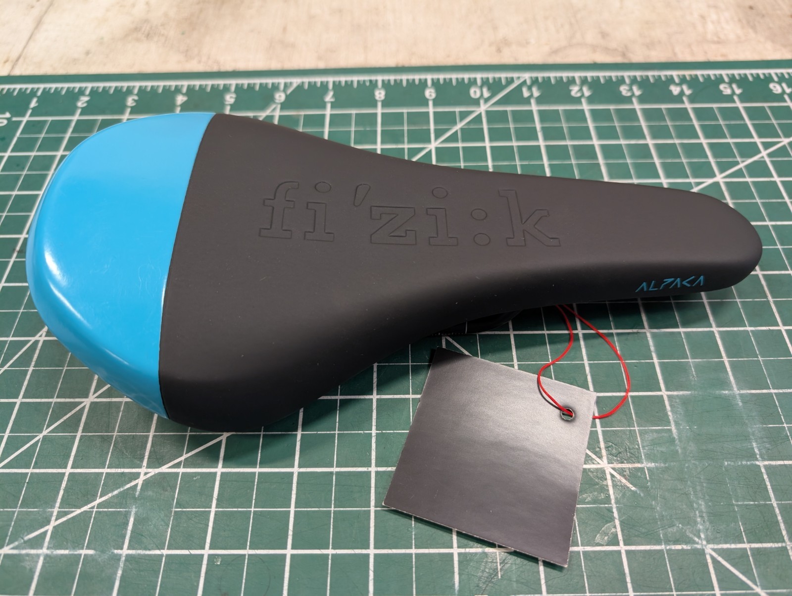 Fizik Alpaca X5 Gravita Saddle – NEW Custom Yeti Turquoise