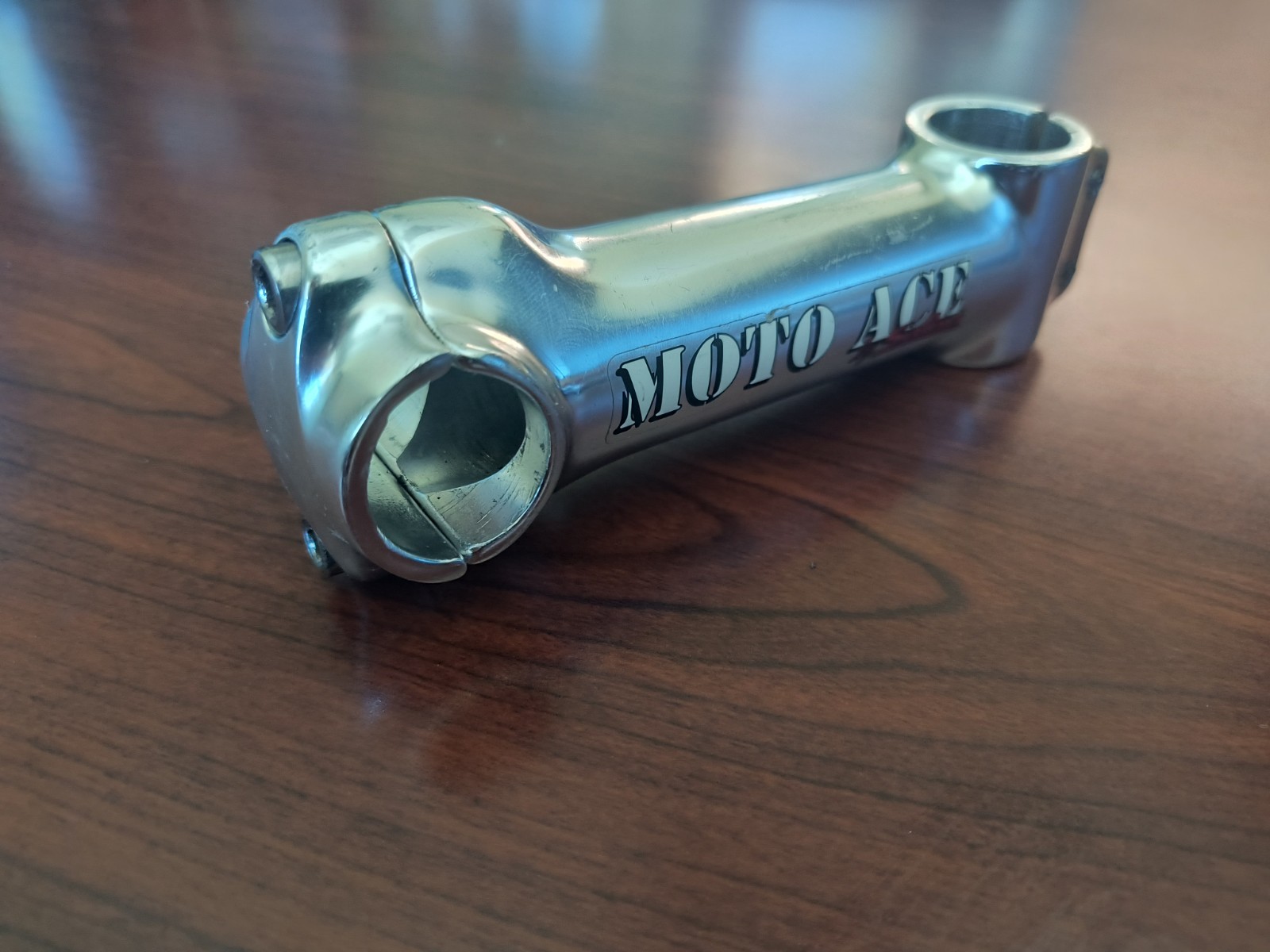 Moto Ace by Salsa Threadless Stem, 120mm, 25.4mm, 1″, Silver/Chrome
