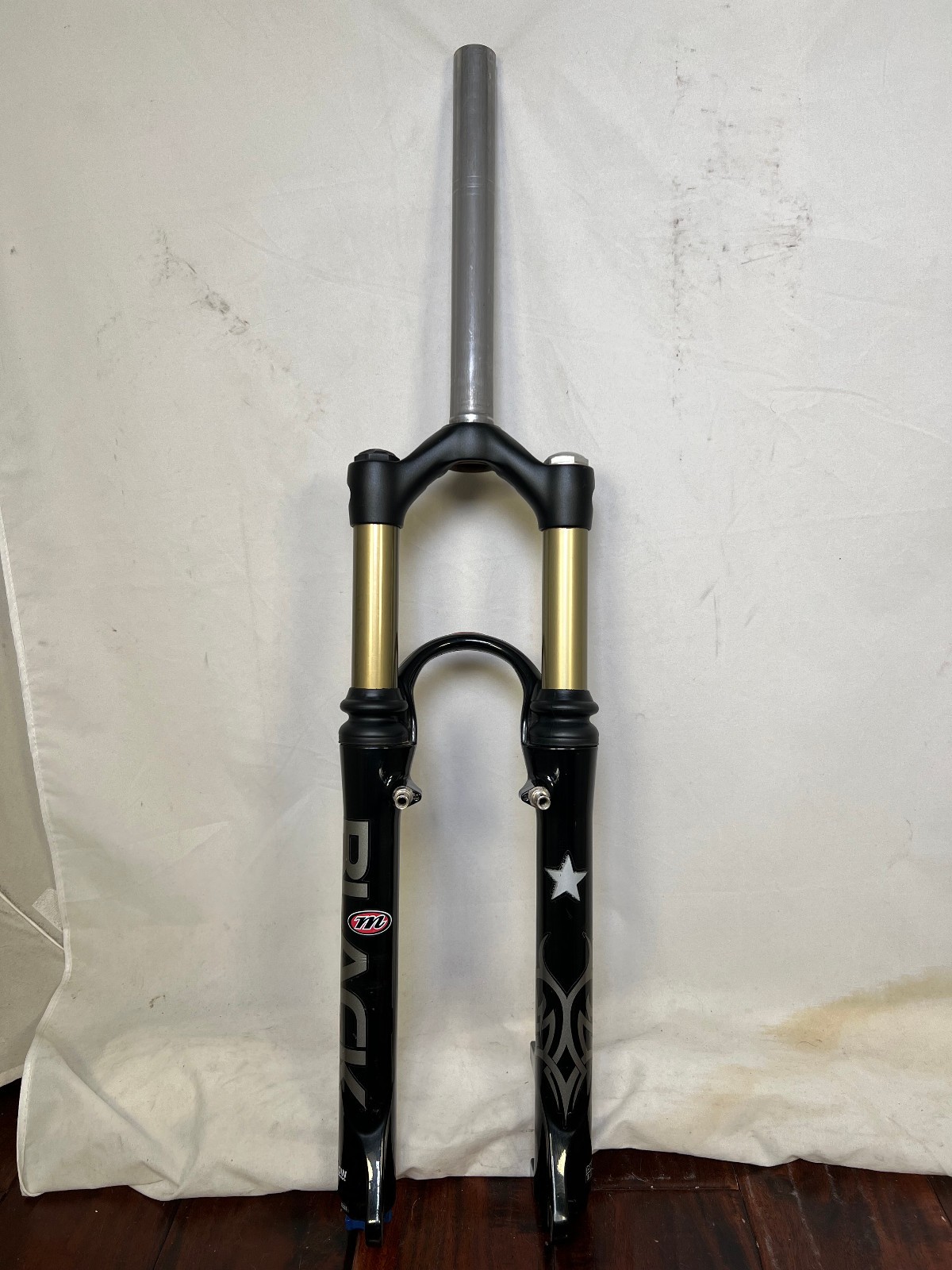 Vintage Manitou Black Fork 1-1/8” 100mm QR Disc/Rim 26″ leaking oil Retro MTB