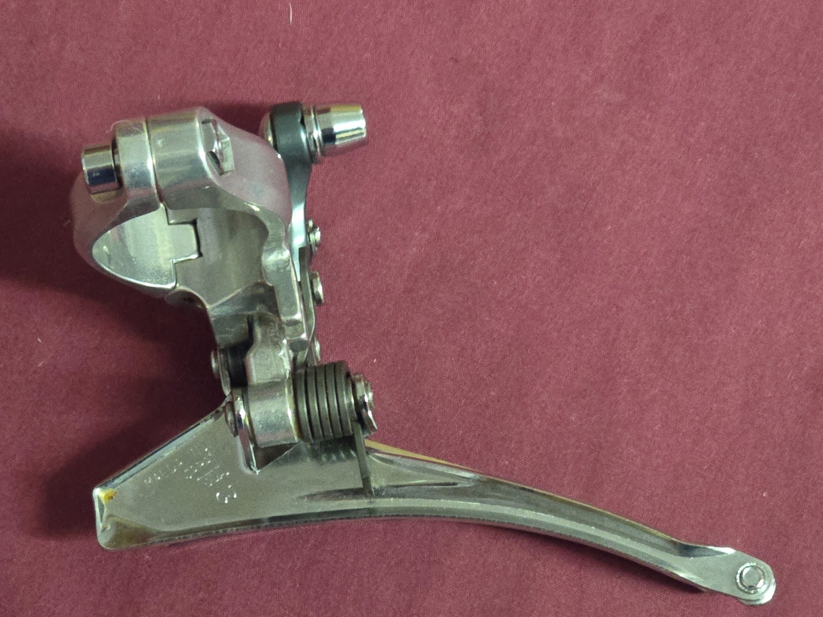 Suntour Cyclone 7000 Front Derailleur 28.6 mm, Bottom Pull, Road, NOS, 6/7 Sp