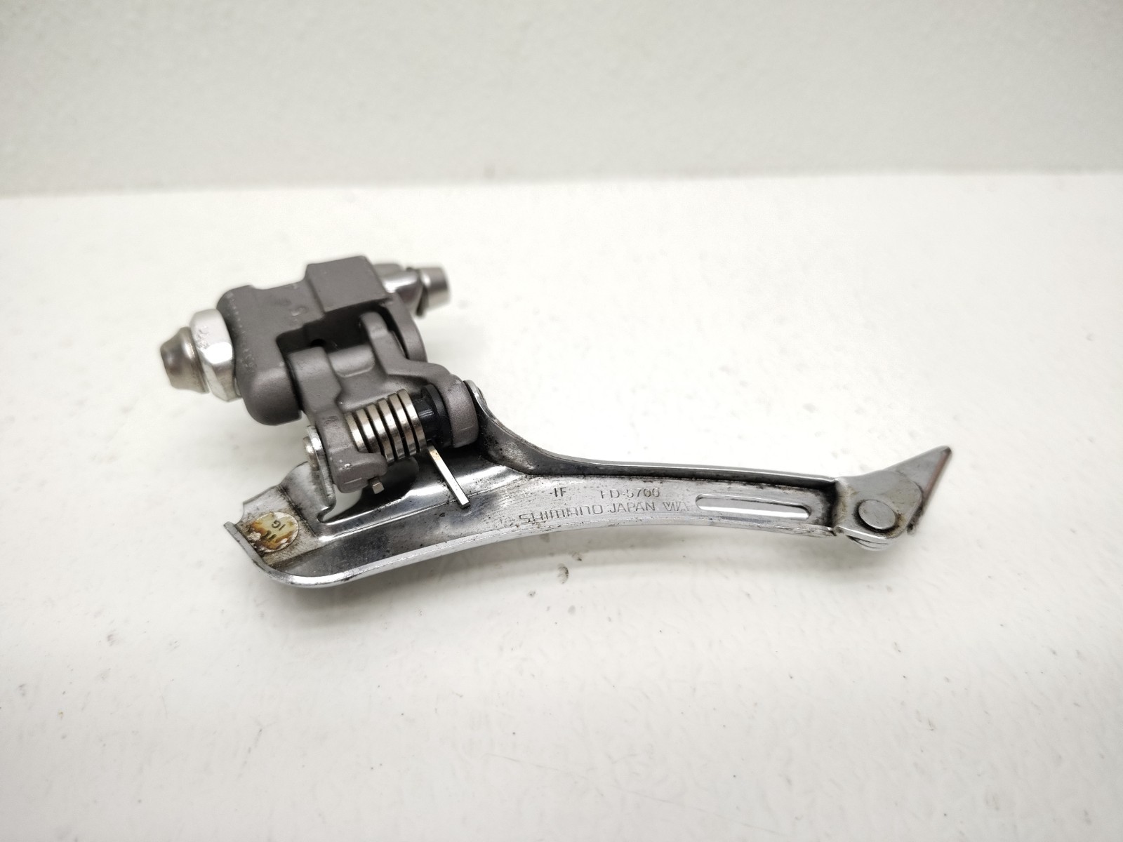 SHIMANO 105 FRONT DERAILLEUR MODEL FD 5700