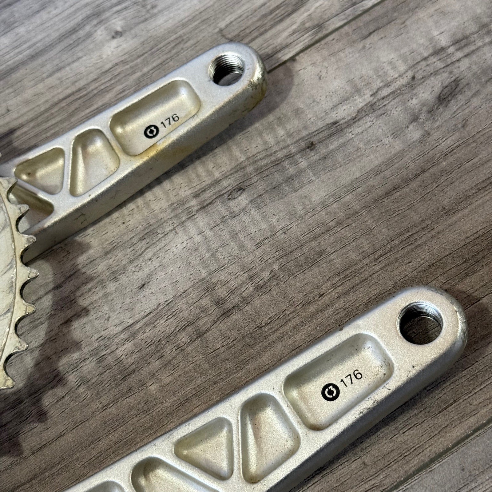 Kona Curve C3 MTB Crankset 176 Square Taper Triple 94BCD 22 32 44 Silver