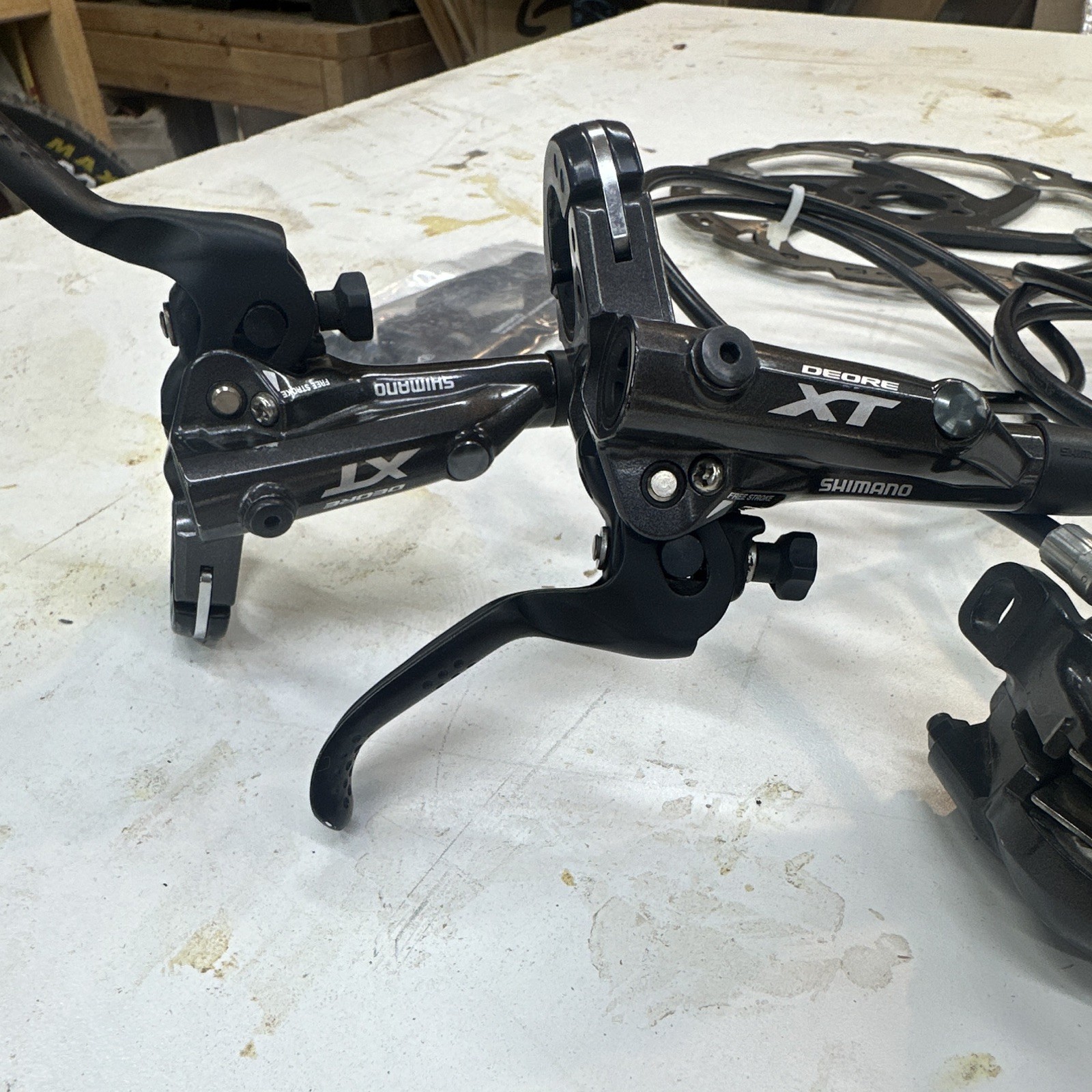 Shimano Deore XT M8000 Hydraulic Disc Brake Set Front/Rear w 203/180 Rotors