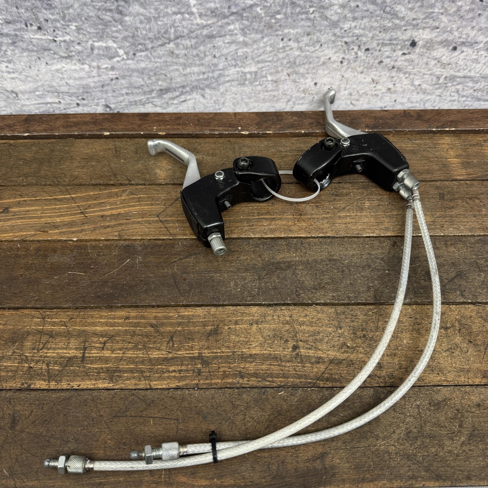 Vintage Mongoose BMX Bike Brake Levers Pair 2-Finger Dual Cables Mid SChool