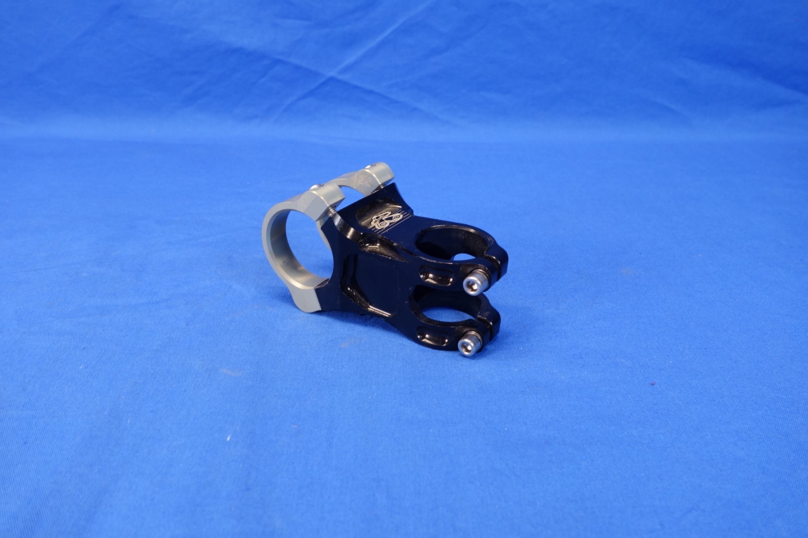 Renthal Apex Aluminum Bike Stem: 60mm Length x 35mm Clamp