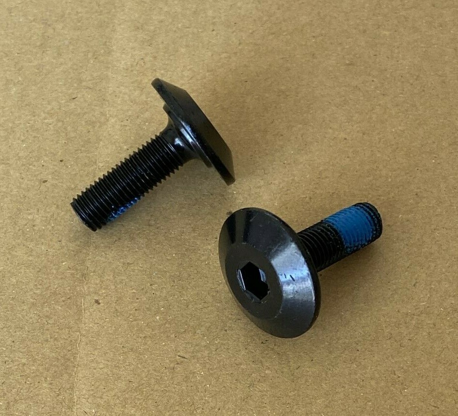 2x New BMX Large Flange Crank Spindle Bolts – M8x1.0 Thread Pitch x25mm Black