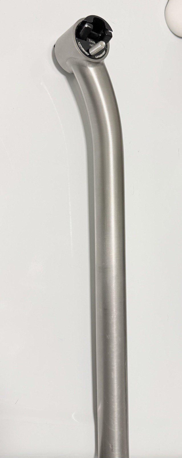 Lynskey Performance Titanium seatpost (set Back) 27.2 x 400mm